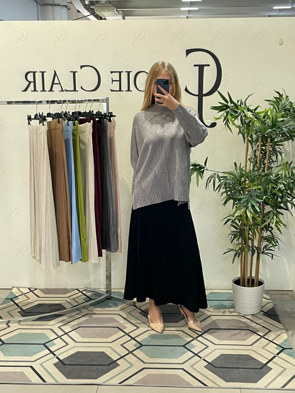 Фото Joie Clair (J-Clair)