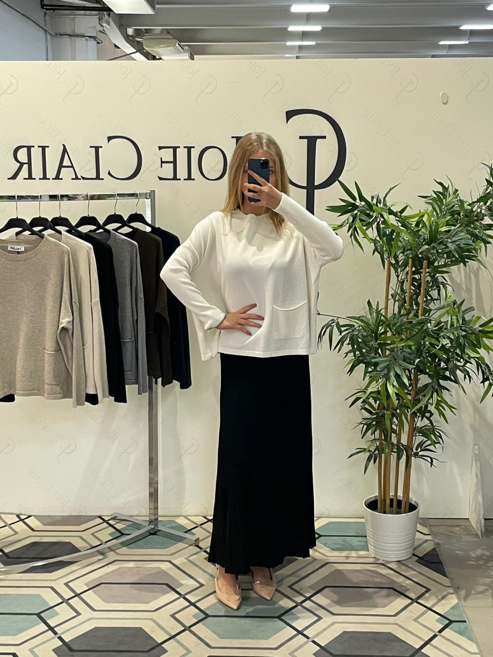 Фото Joie Clair (J-Clair)