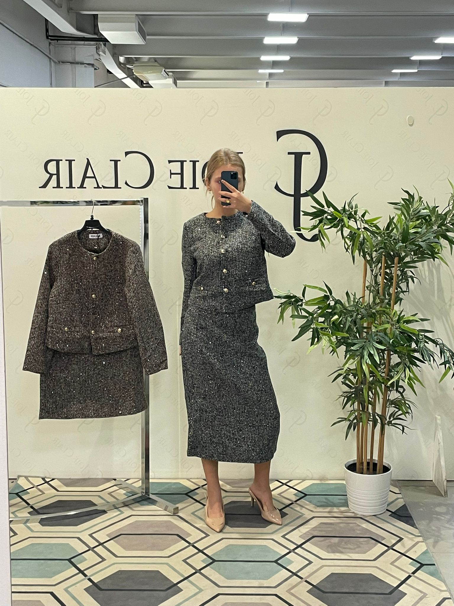 Фото Joie Clair (J-Clair)