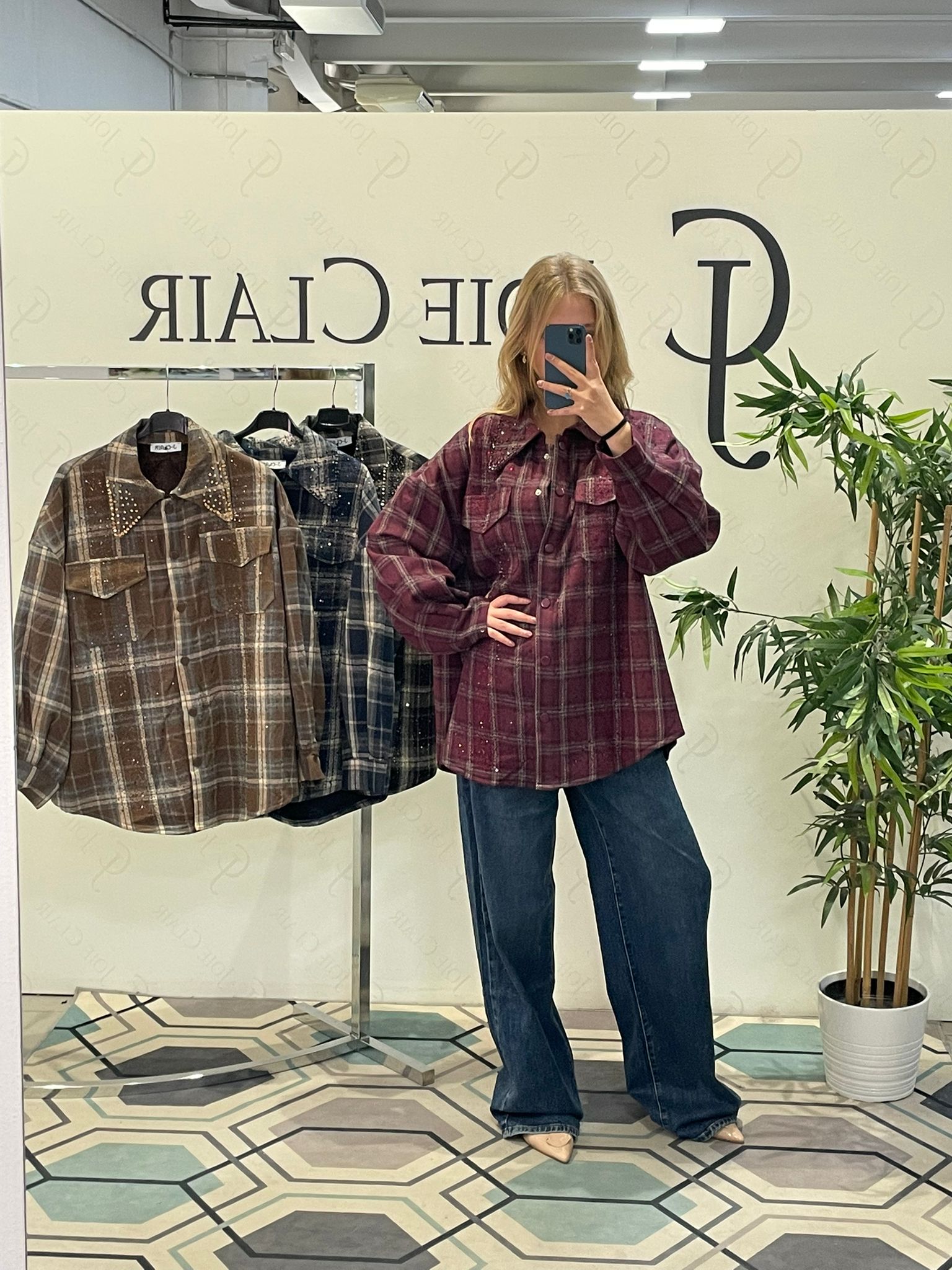 Фото Joie Clair (J-Clair)