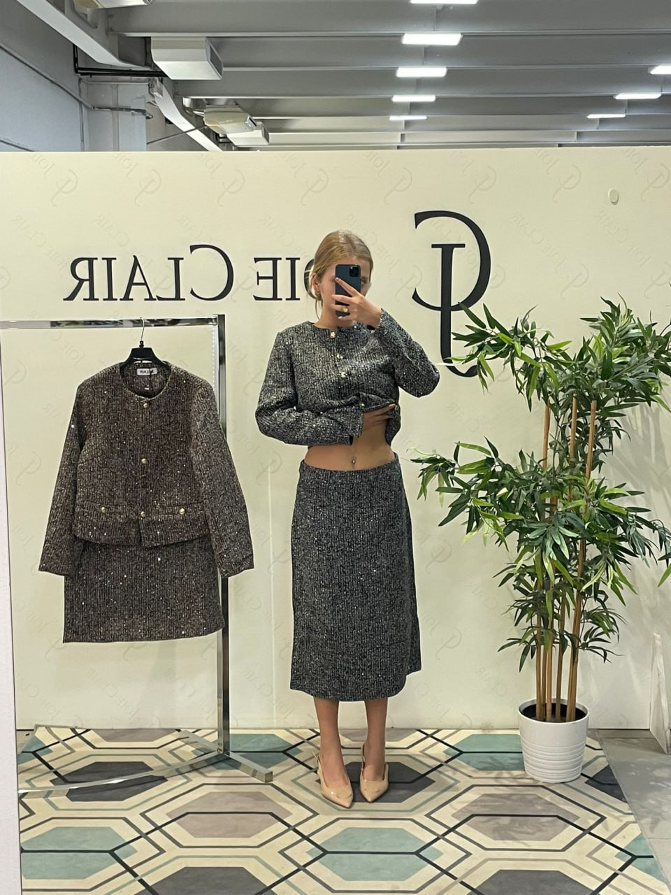 Фото Joie Clair (J-Clair)