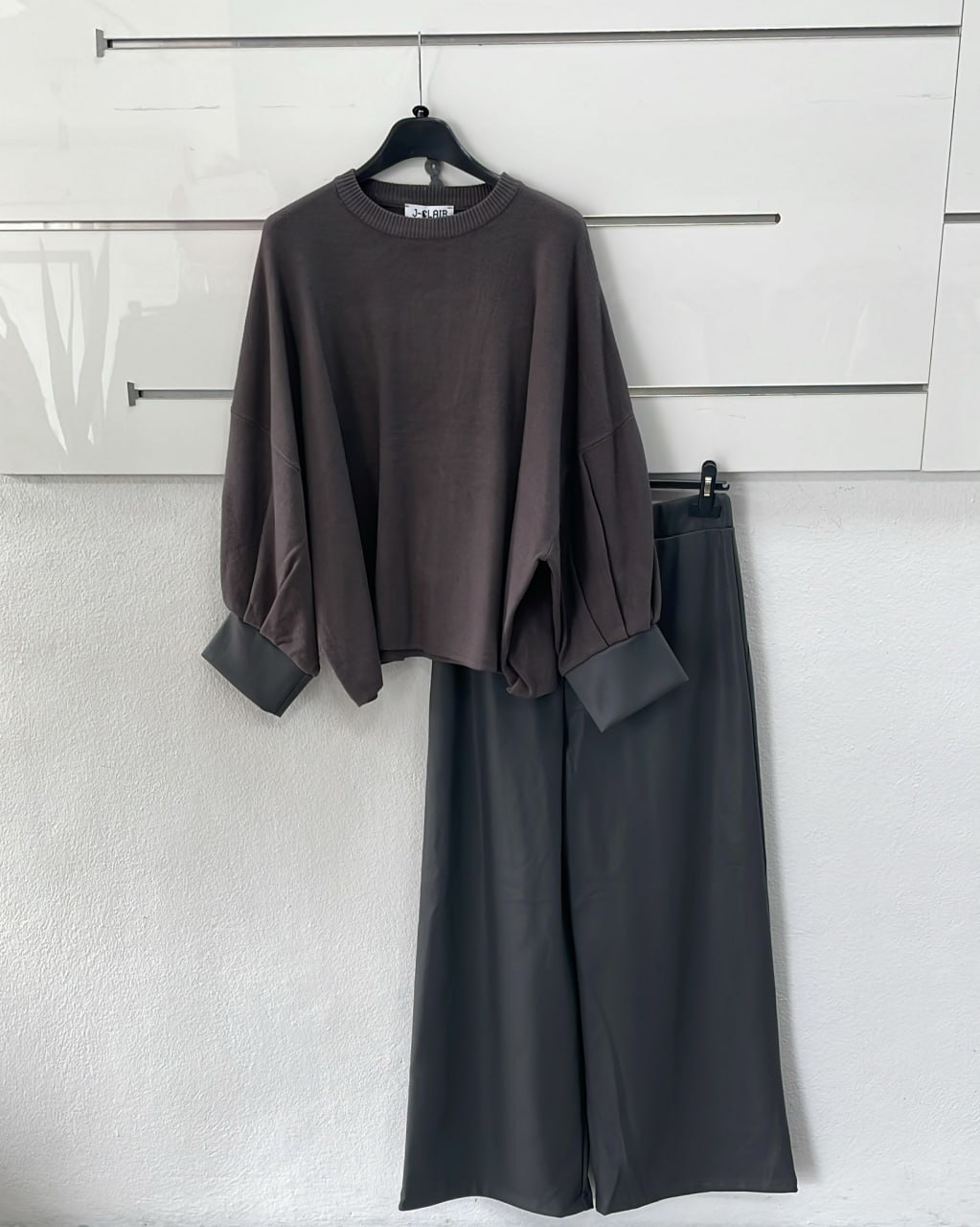 Фото Joie Clair (J-Clair)