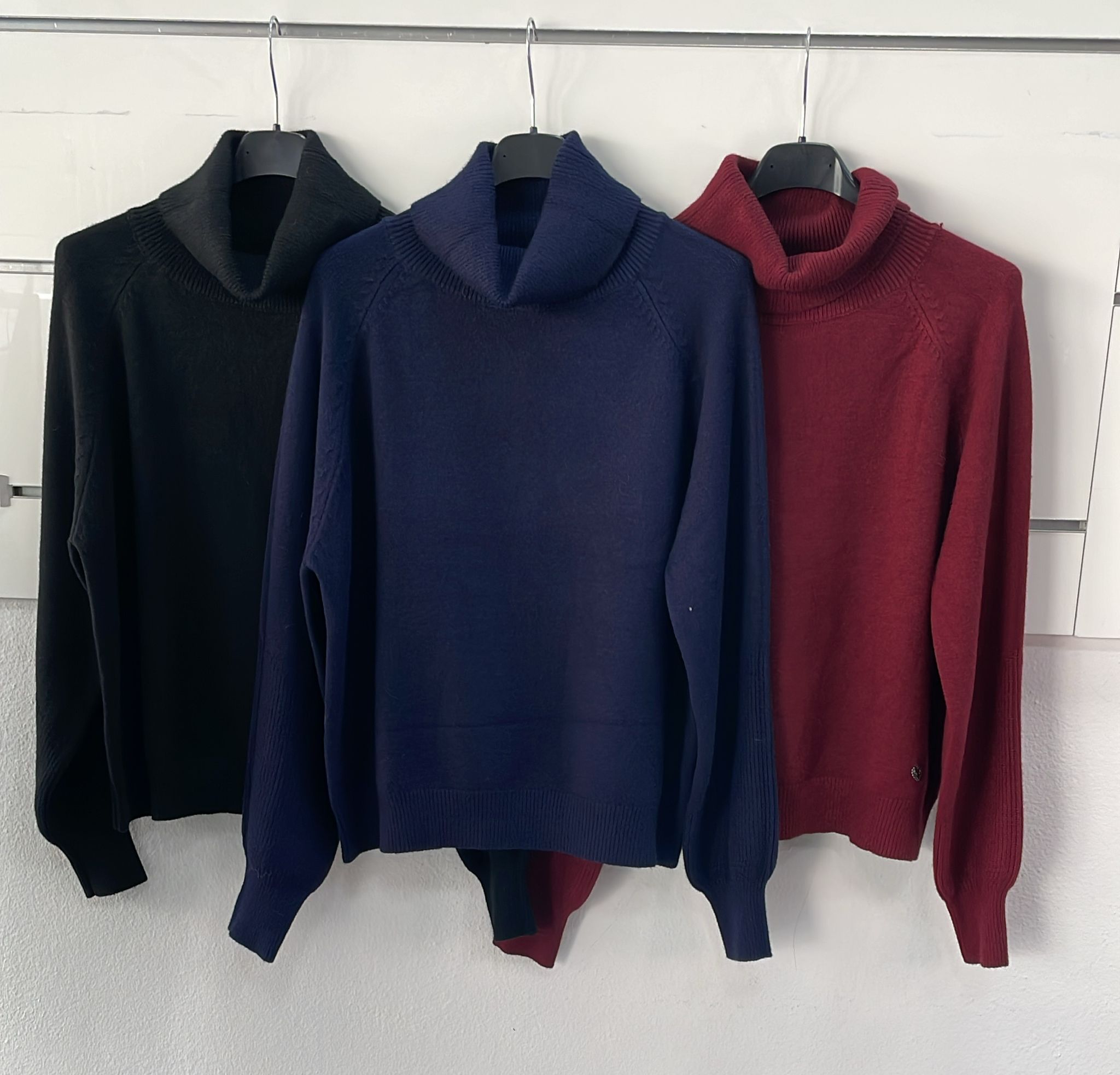 Фото Joie Clair (J-Clair)