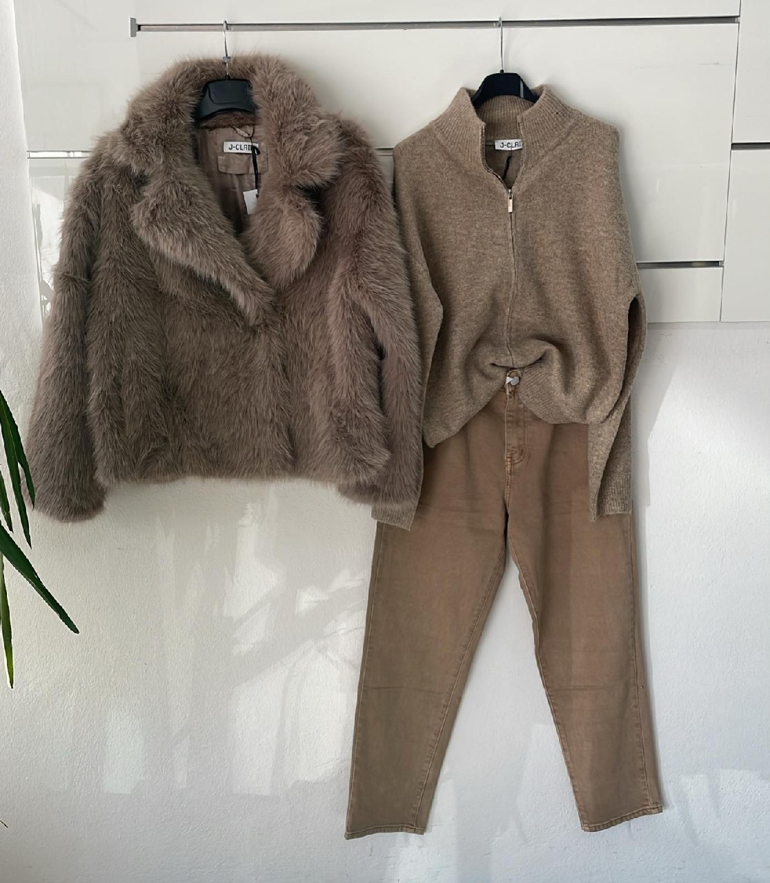 Фото Joie Clair (J-Clair)