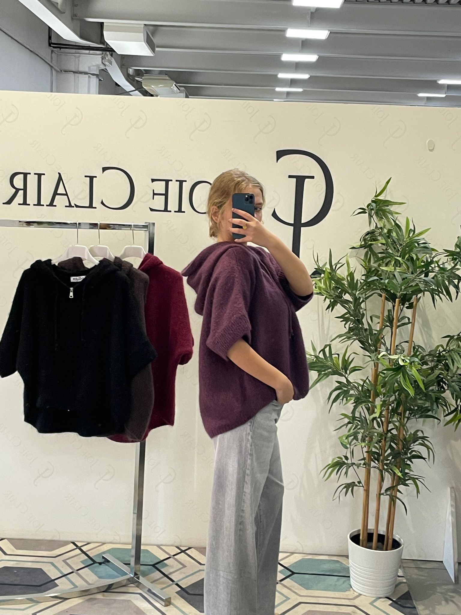 Фото Joie Clair (J-Clair)