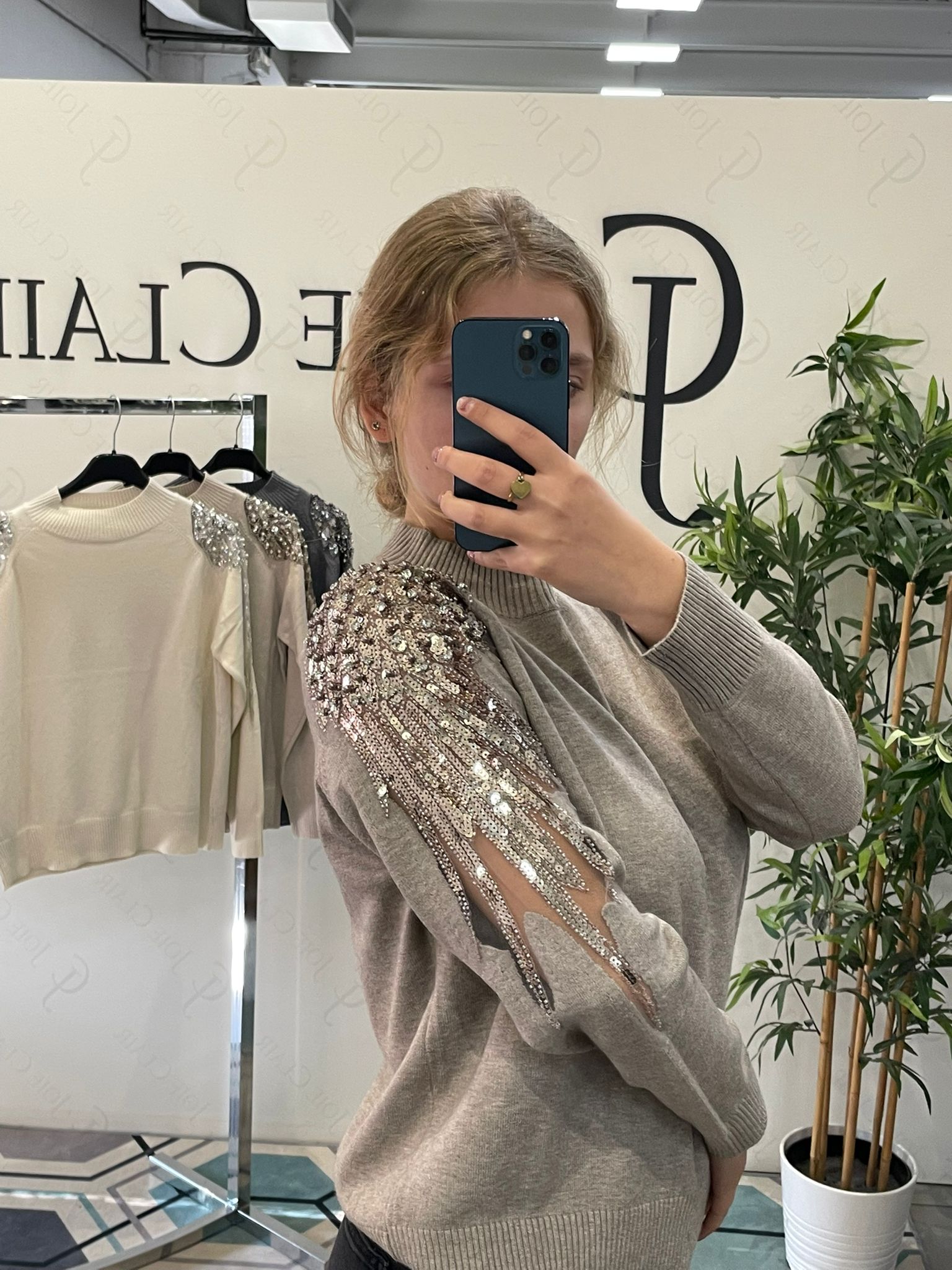 Фото Joie Clair (J-Clair)