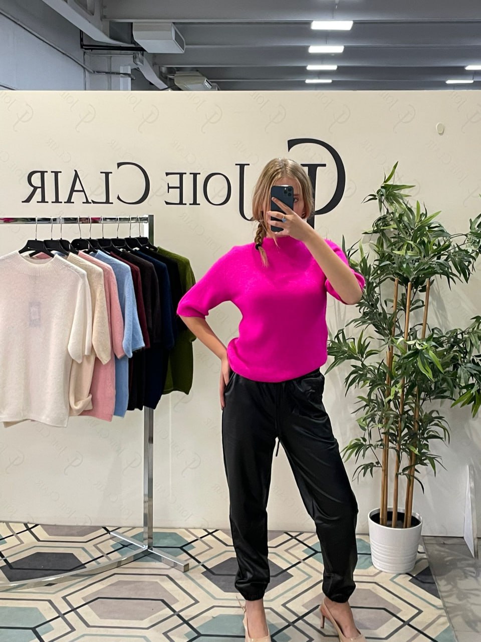 Фото Joie Clair (J-Clair)