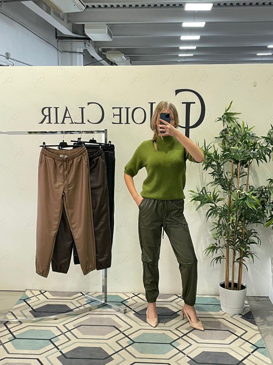 Фото Joie Clair (J-Clair)