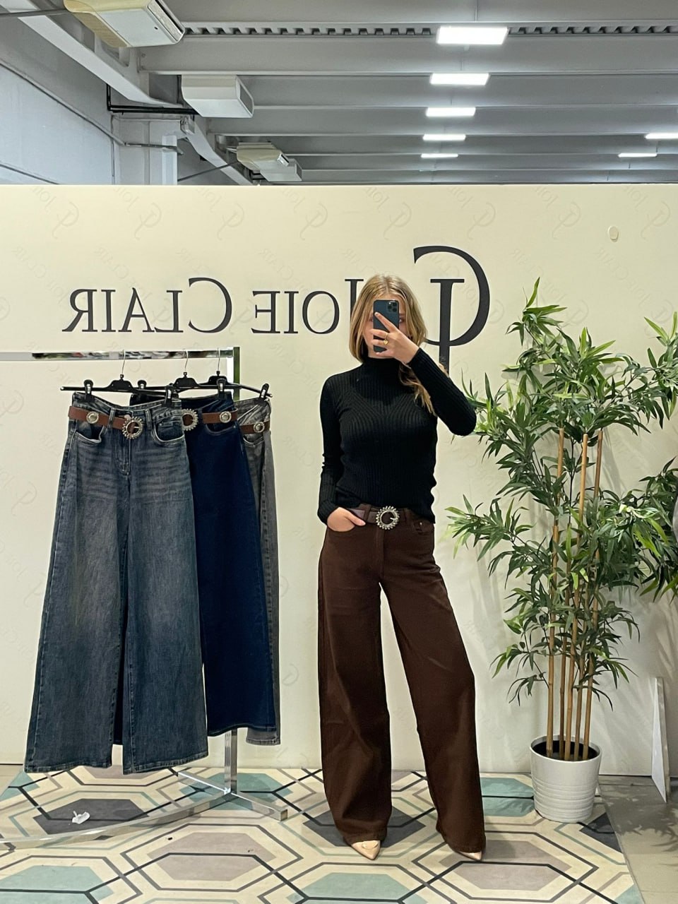 Фото Joie Clair (J-Clair)