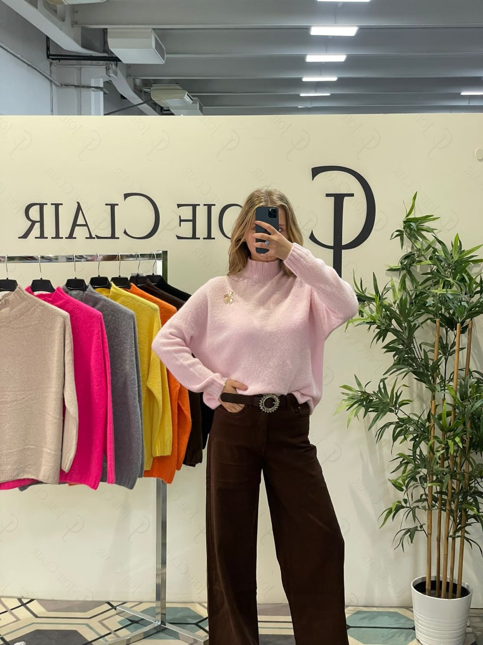 Фото Joie Clair (J-Clair)