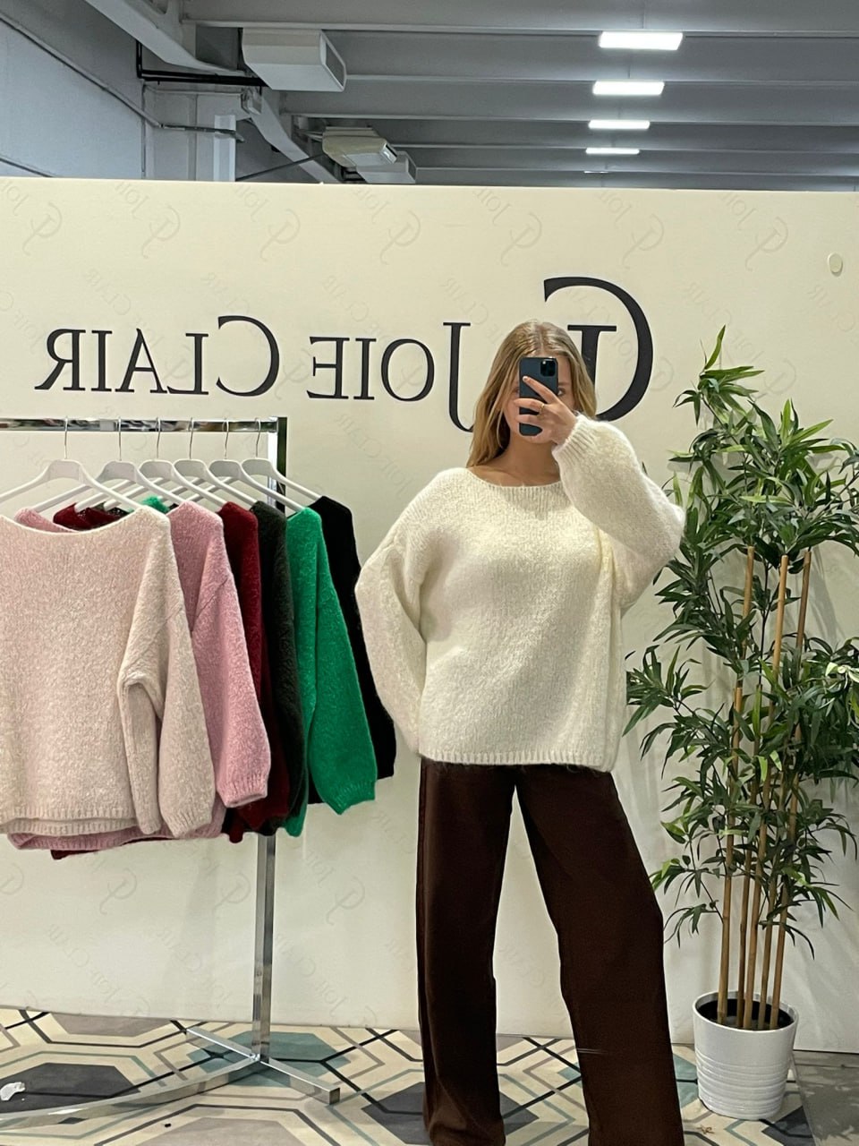 Фото Joie Clair (J-Clair)