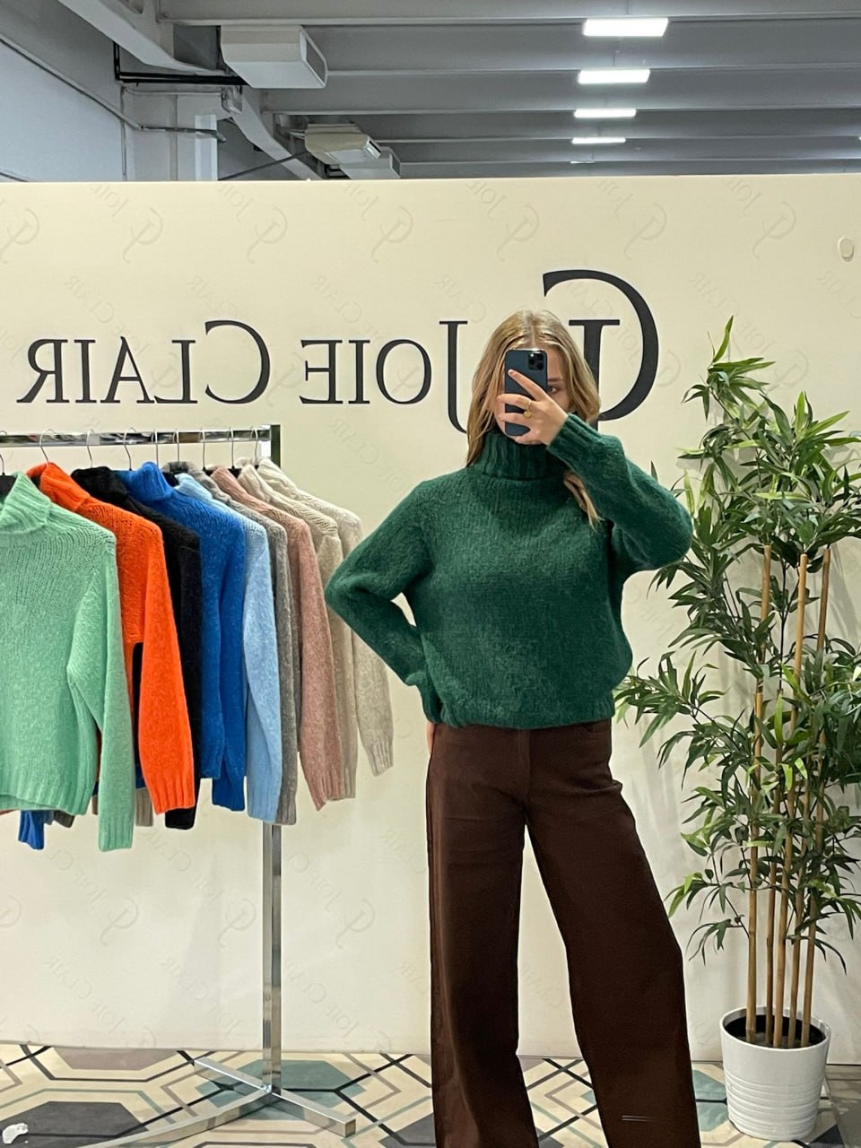 Фото Joie Clair (J-Clair)