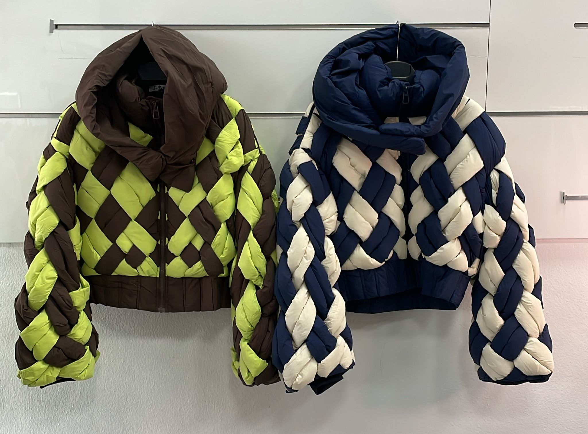 Фото Joie Clair (J-Clair)