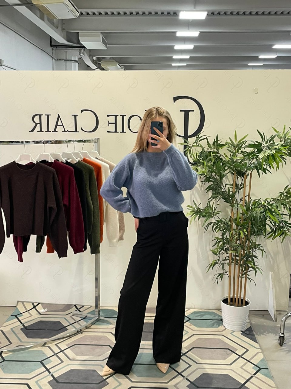 Фото Joie Clair (J-Clair)