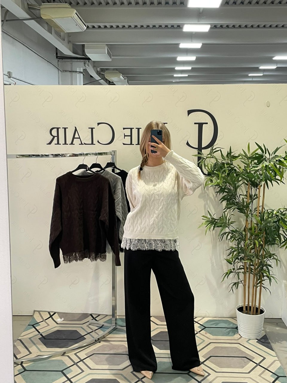 Фото Joie Clair (J-Clair)