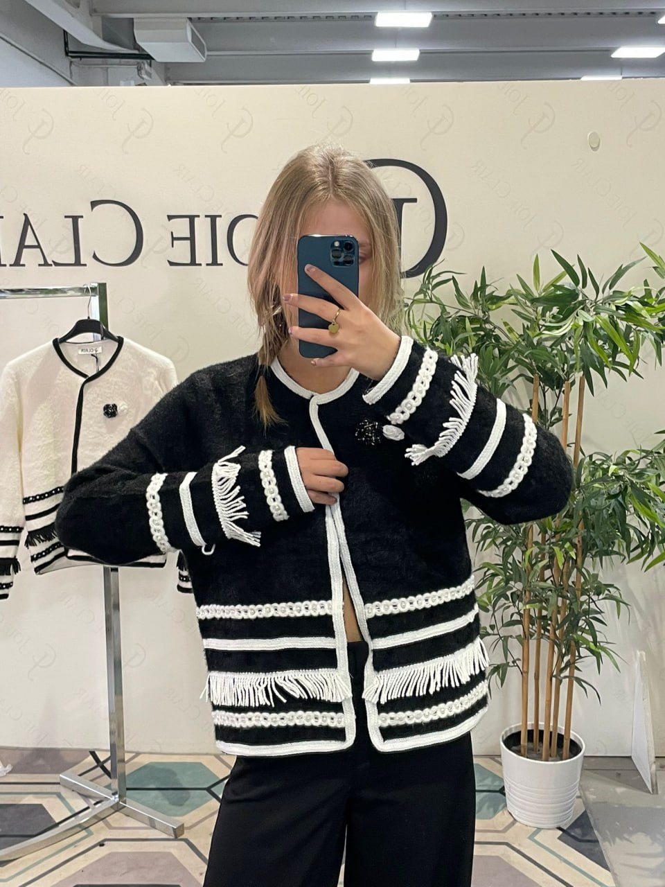 Фото Joie Clair (J-Clair)