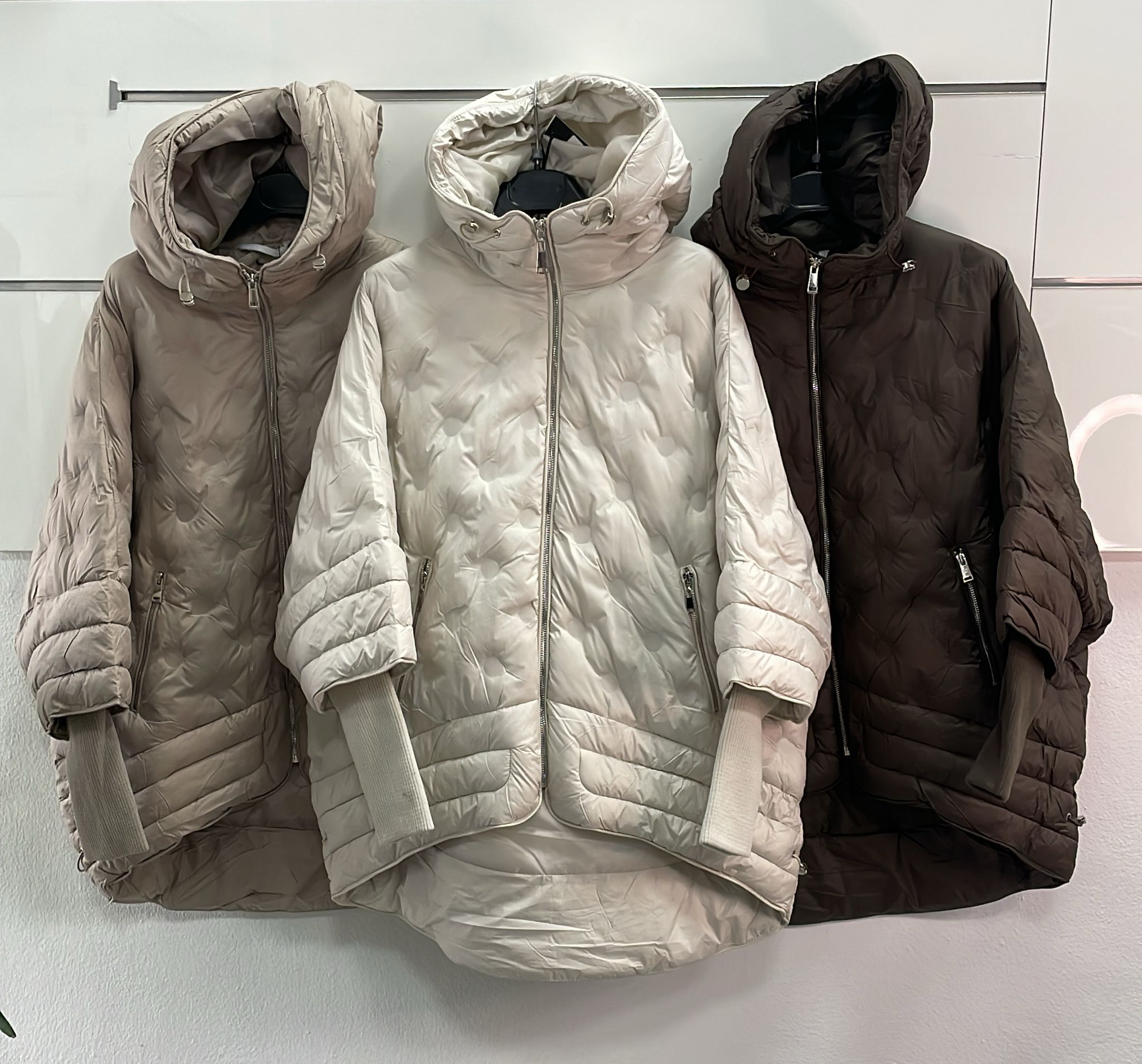 Фото Joie Clair (J-Clair)