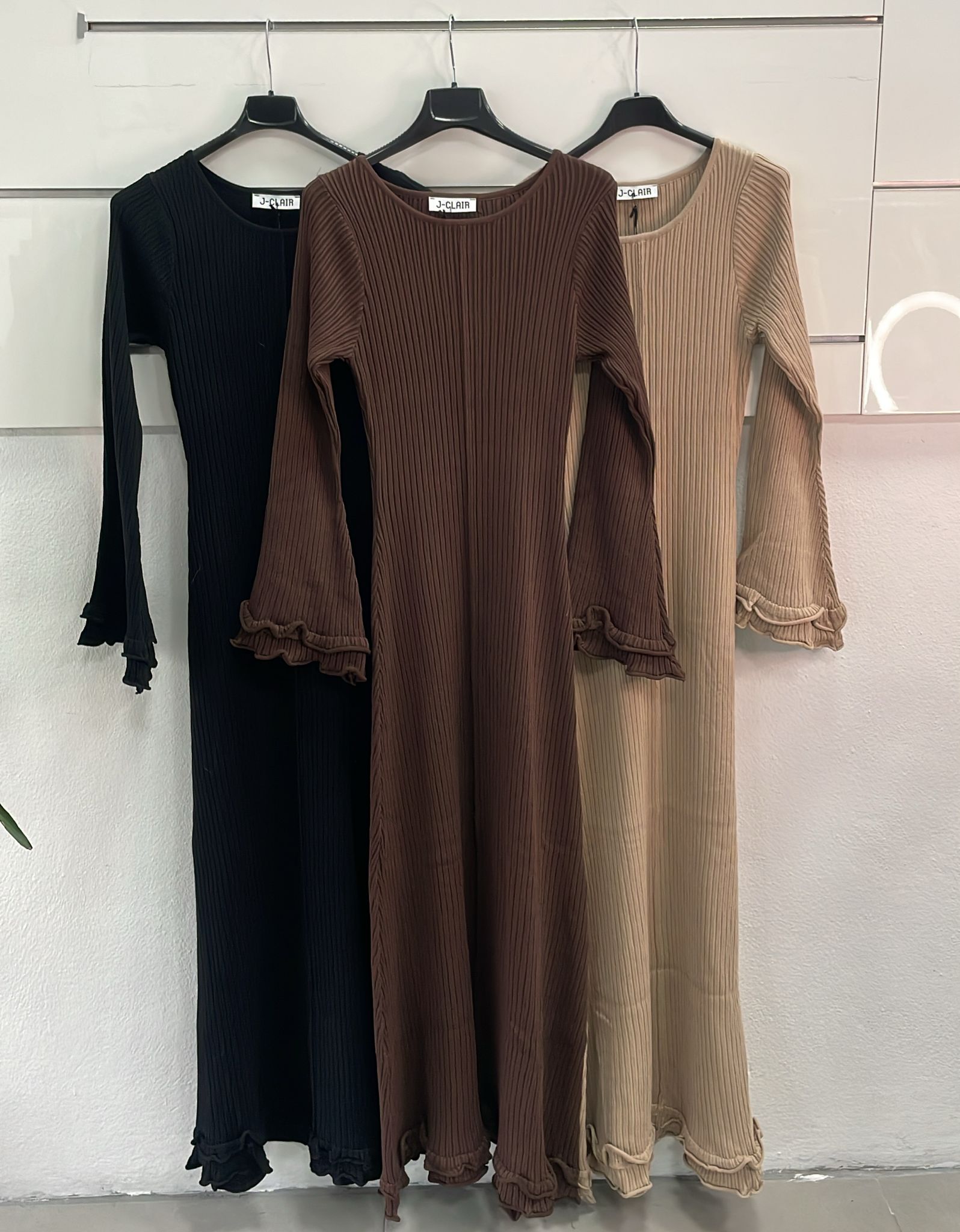 Фото Joie Clair (J-Clair)