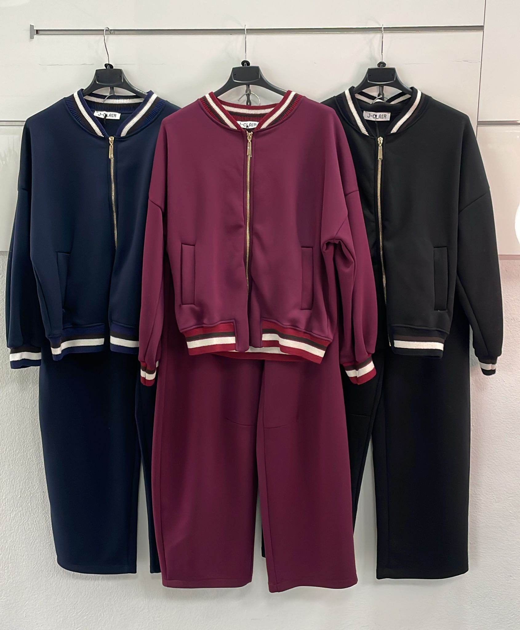 Фото Joie Clair (J-Clair)