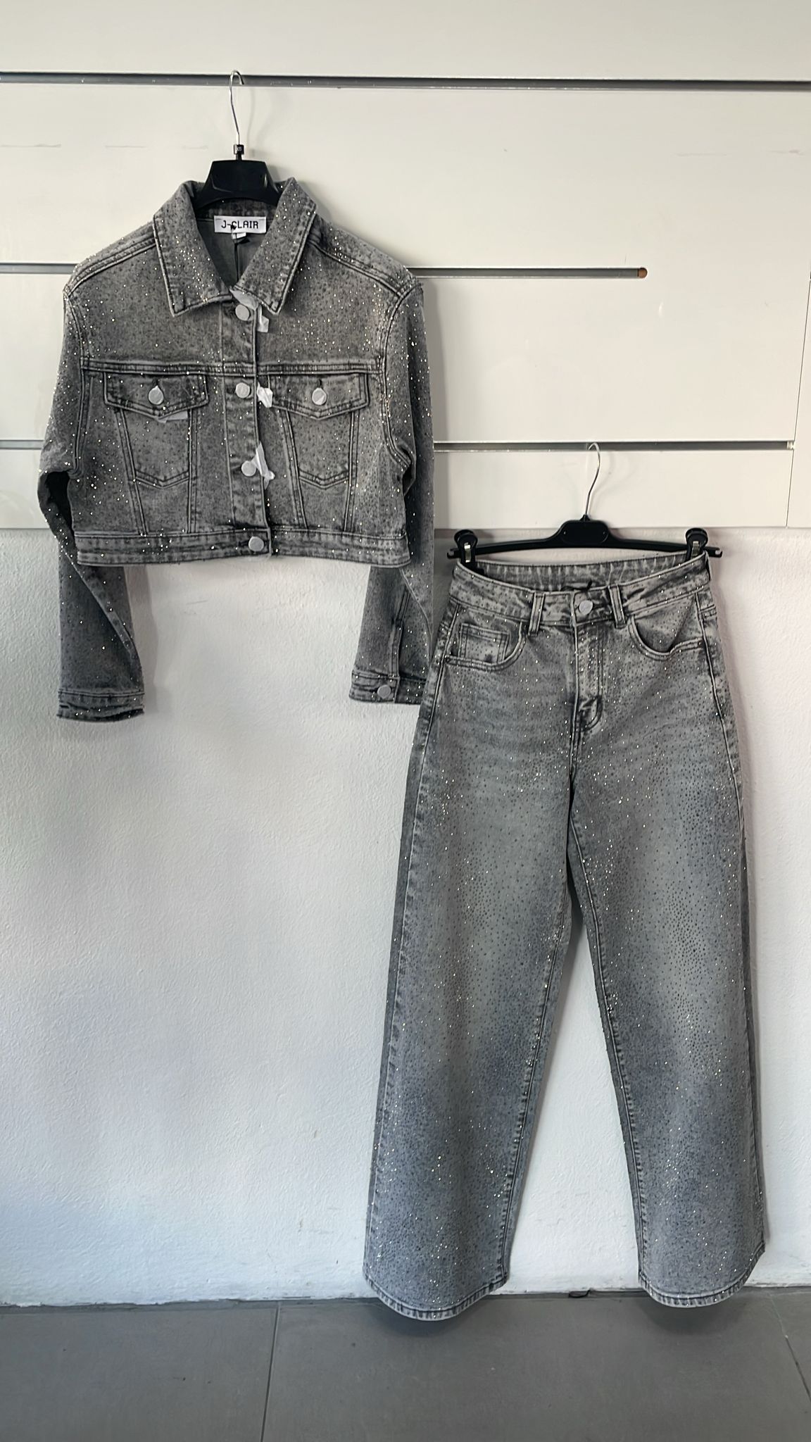 Фото Joie Clair (J-Clair)