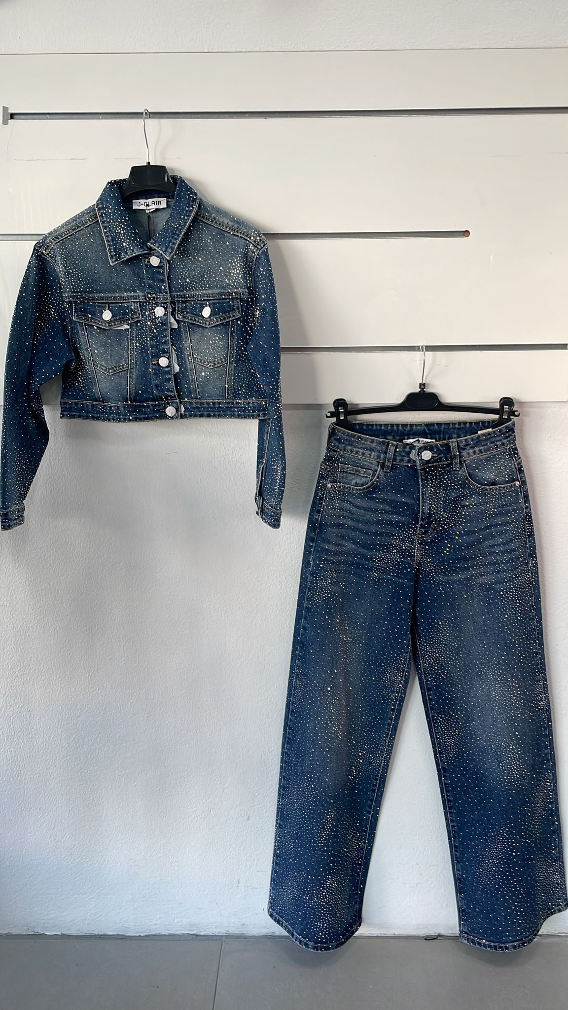 Фото Joie Clair (J-Clair)