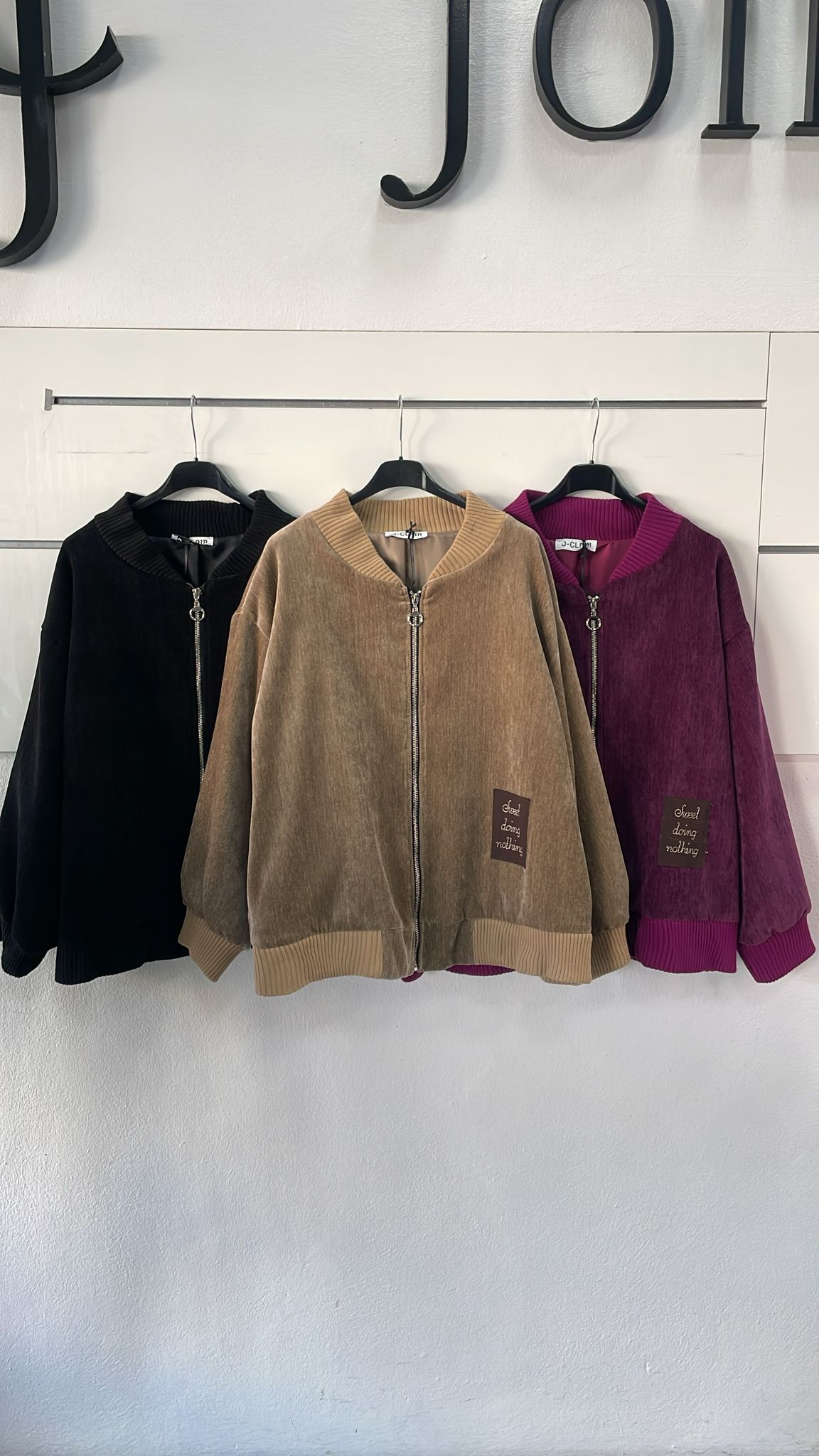 Фото Joie Clair (J-Clair)