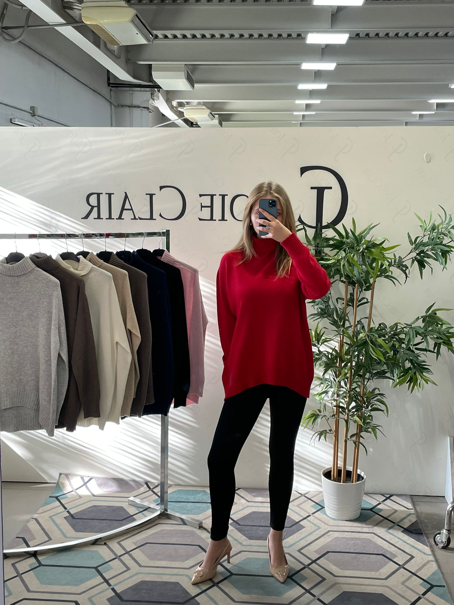 Фото Joie Clair (J-Clair)