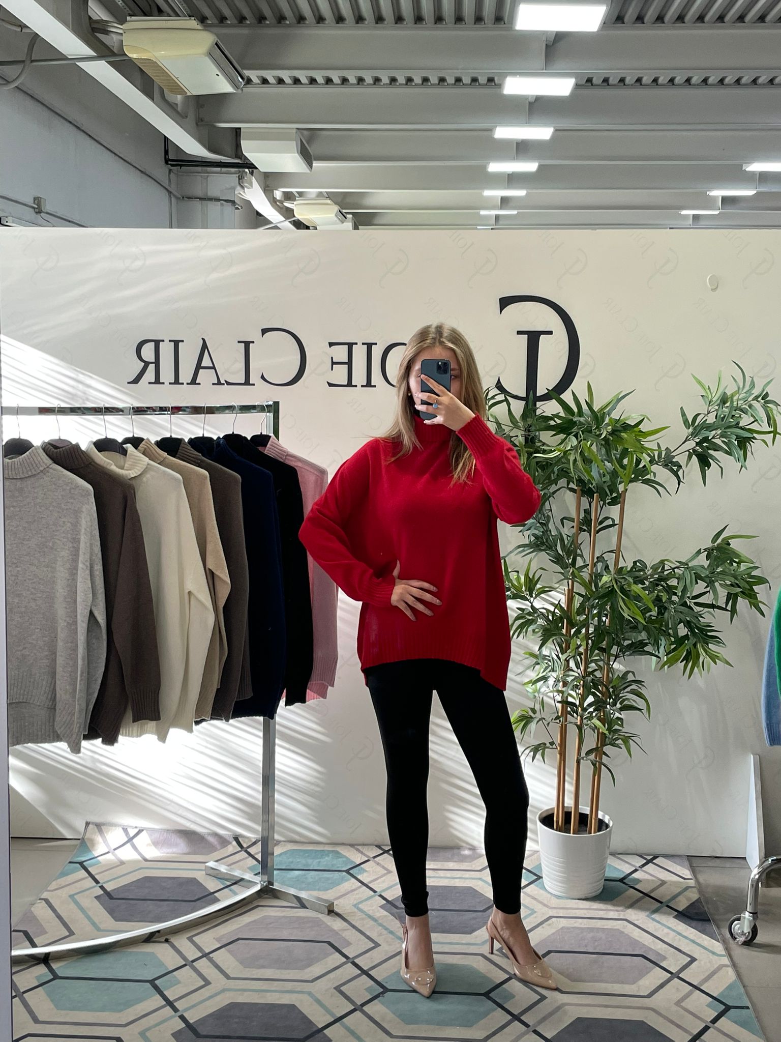 Фото Joie Clair (J-Clair)