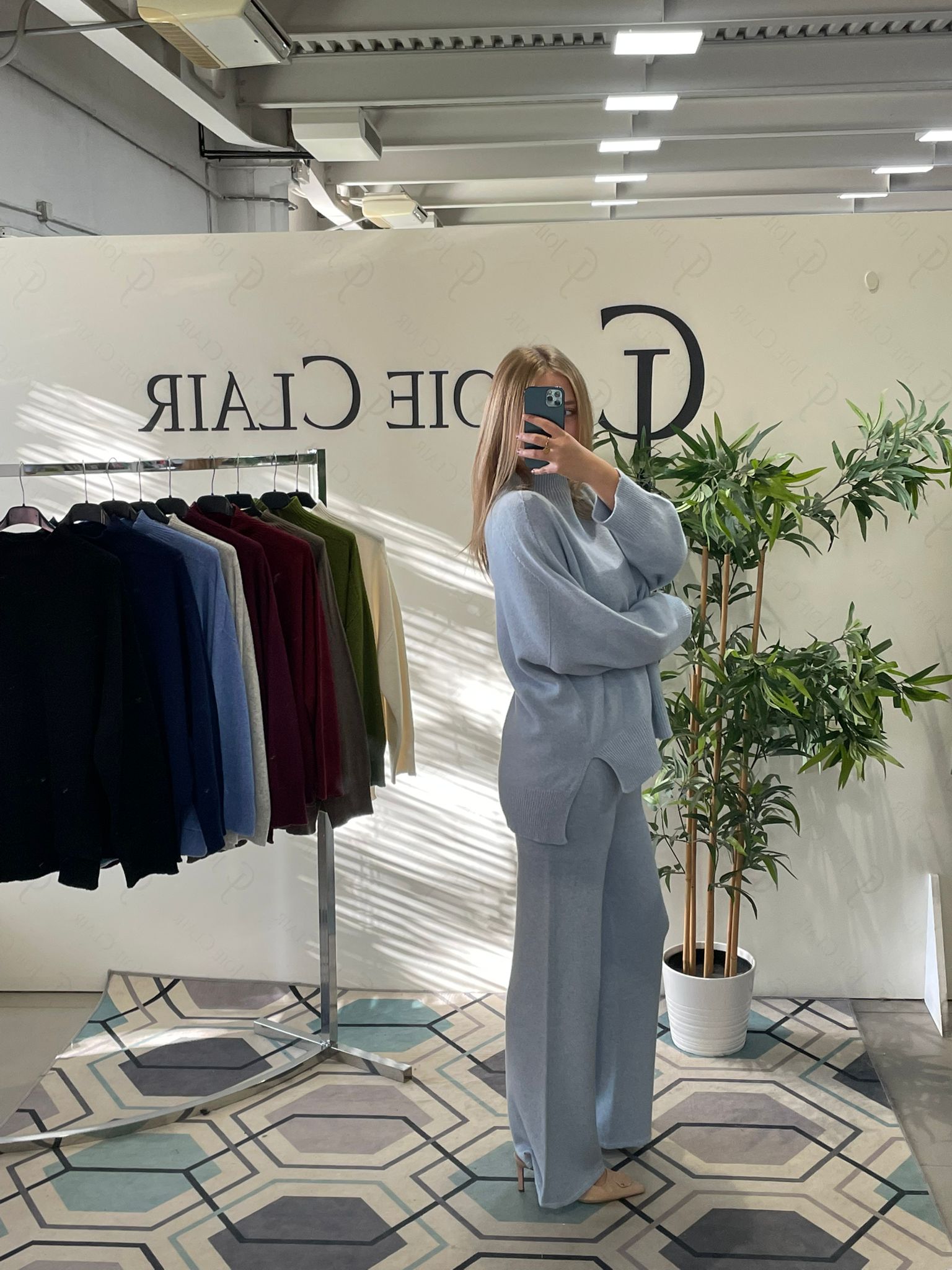 Фото Joie Clair (J-Clair)