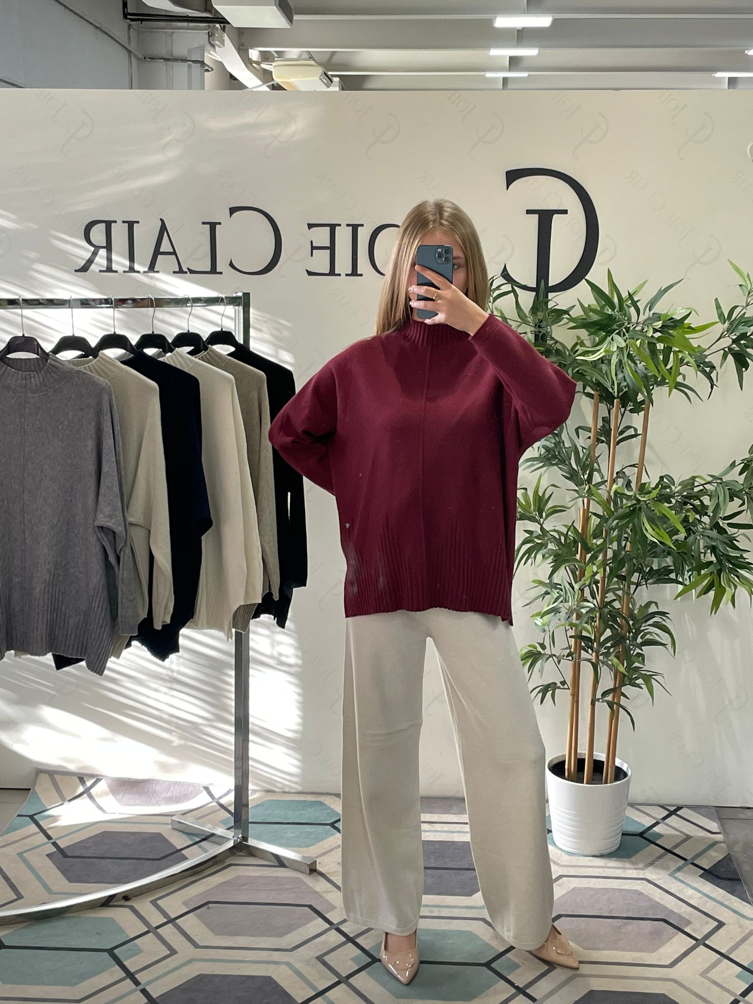 Фото Joie Clair (J-Clair)