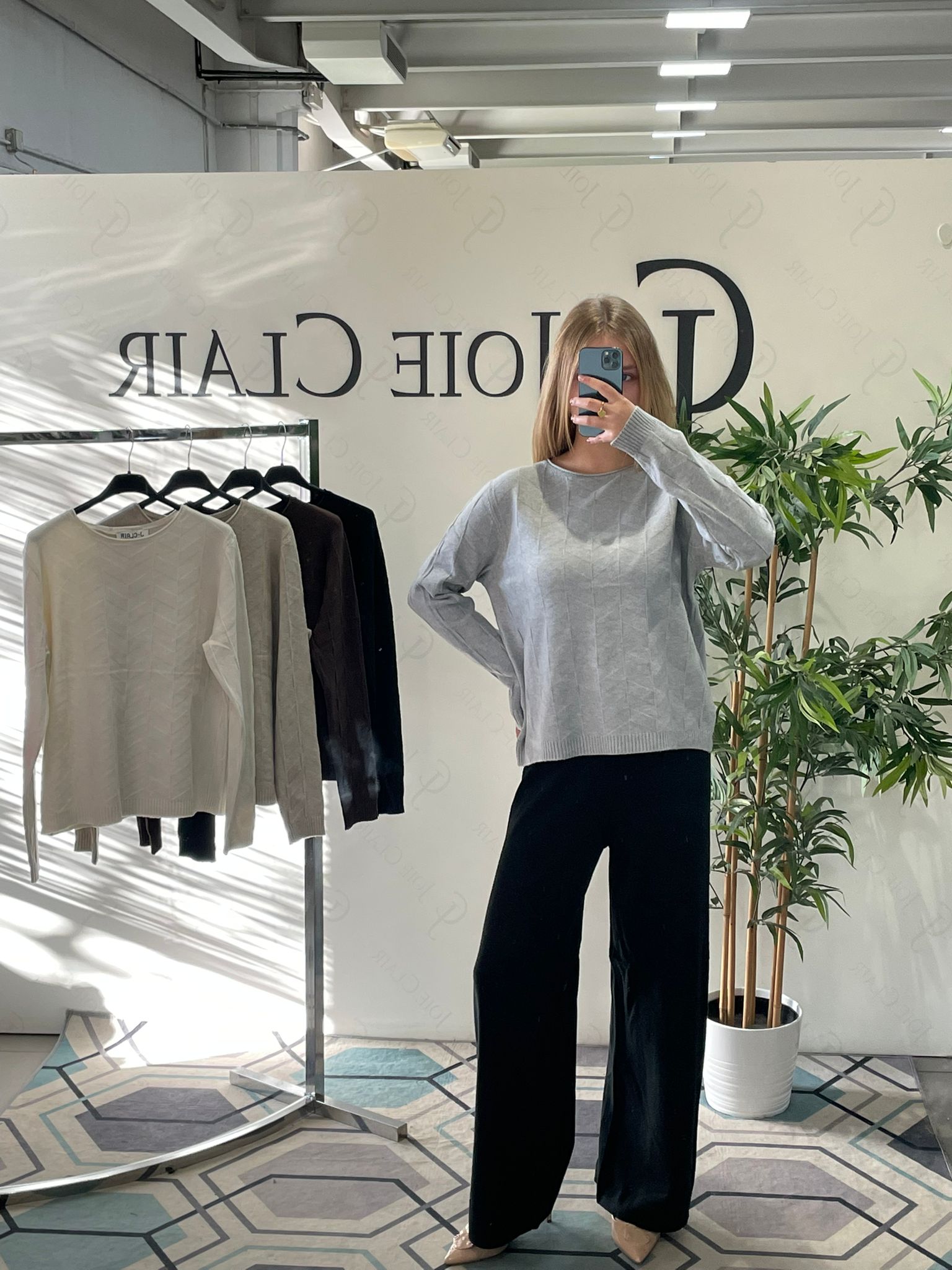 Фото Joie Clair (J-Clair)