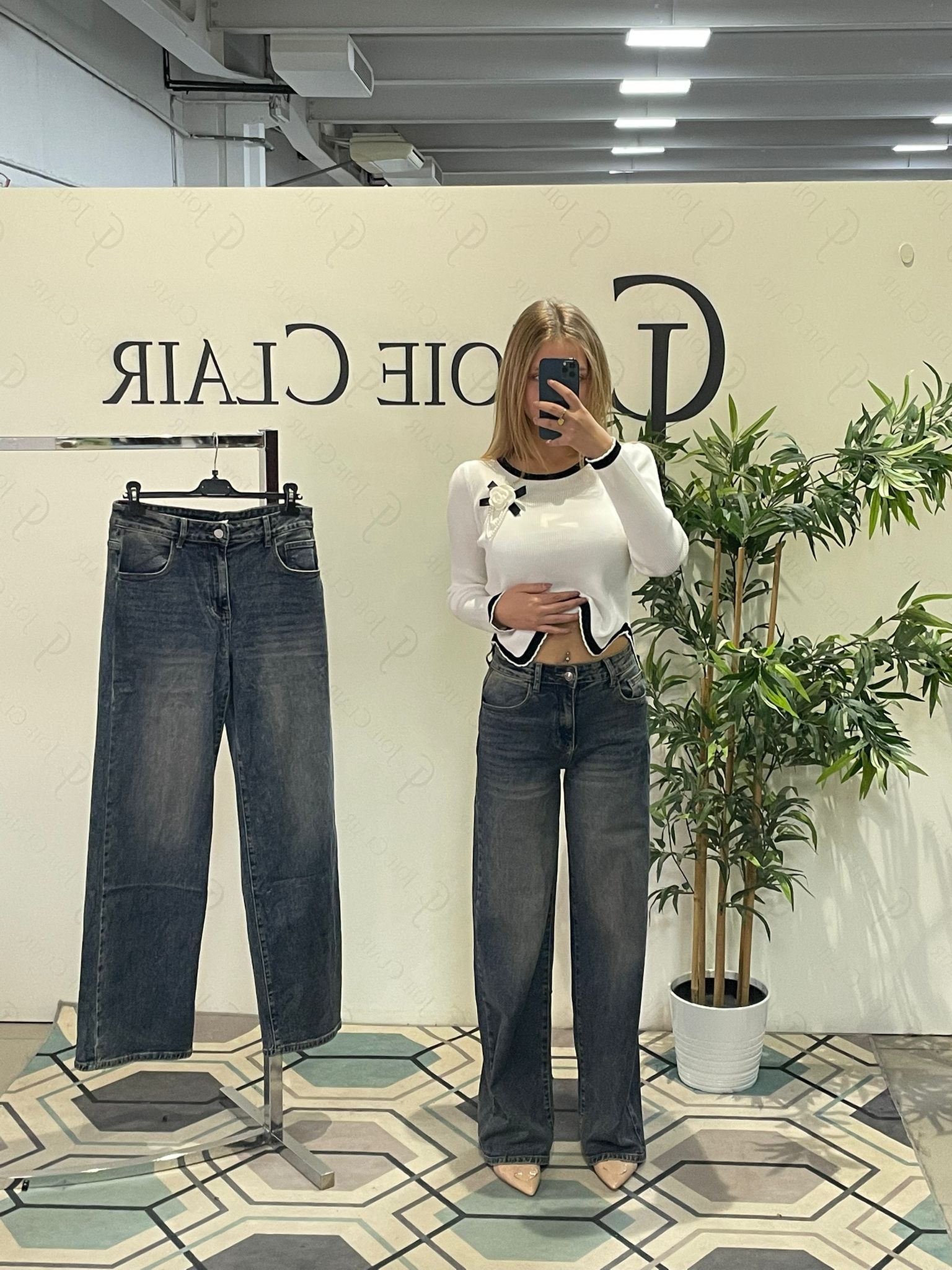 Фото Joie Clair (J-Clair)