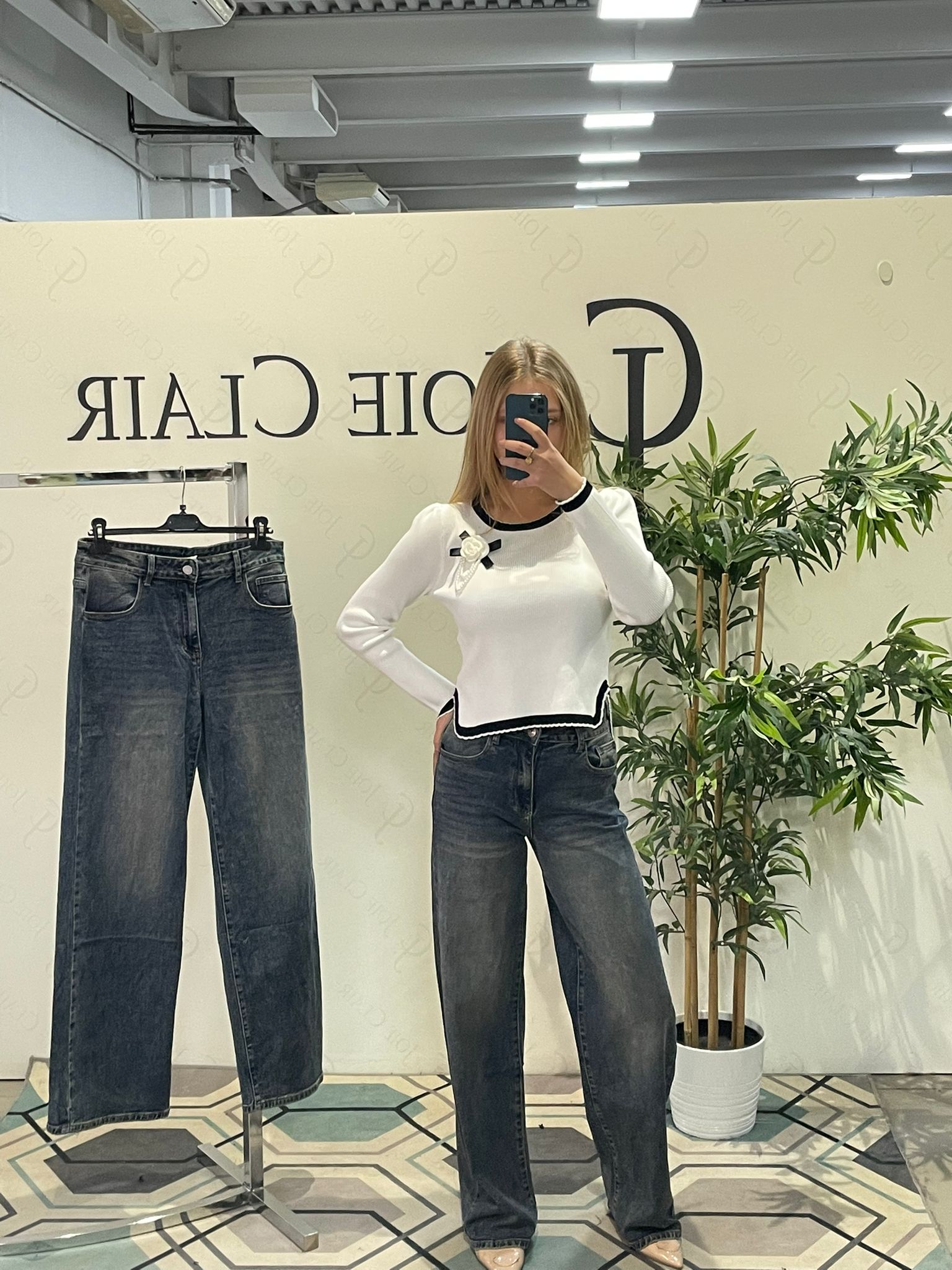 Фото Joie Clair (J-Clair)