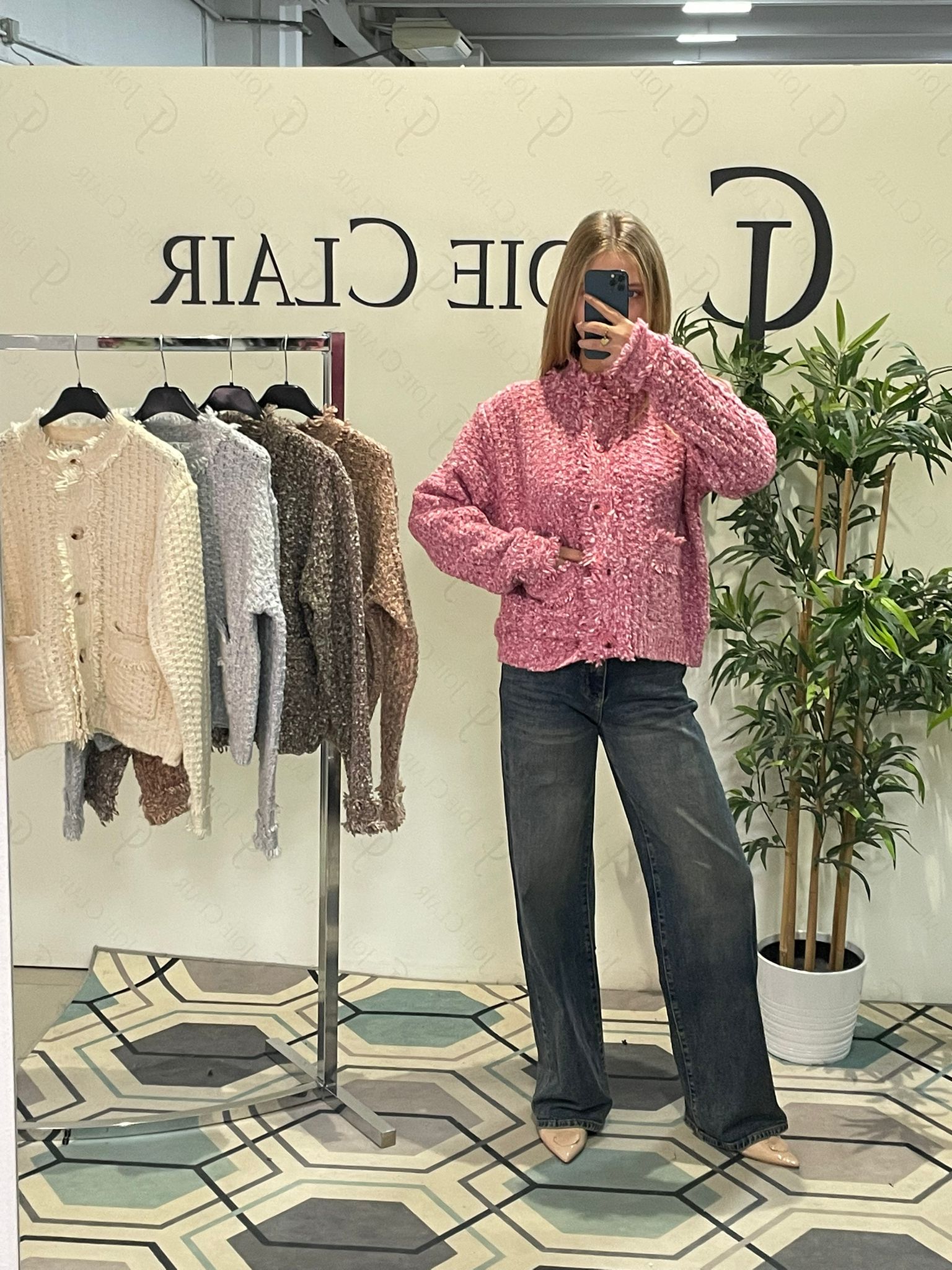 Фото Joie Clair (J-Clair)