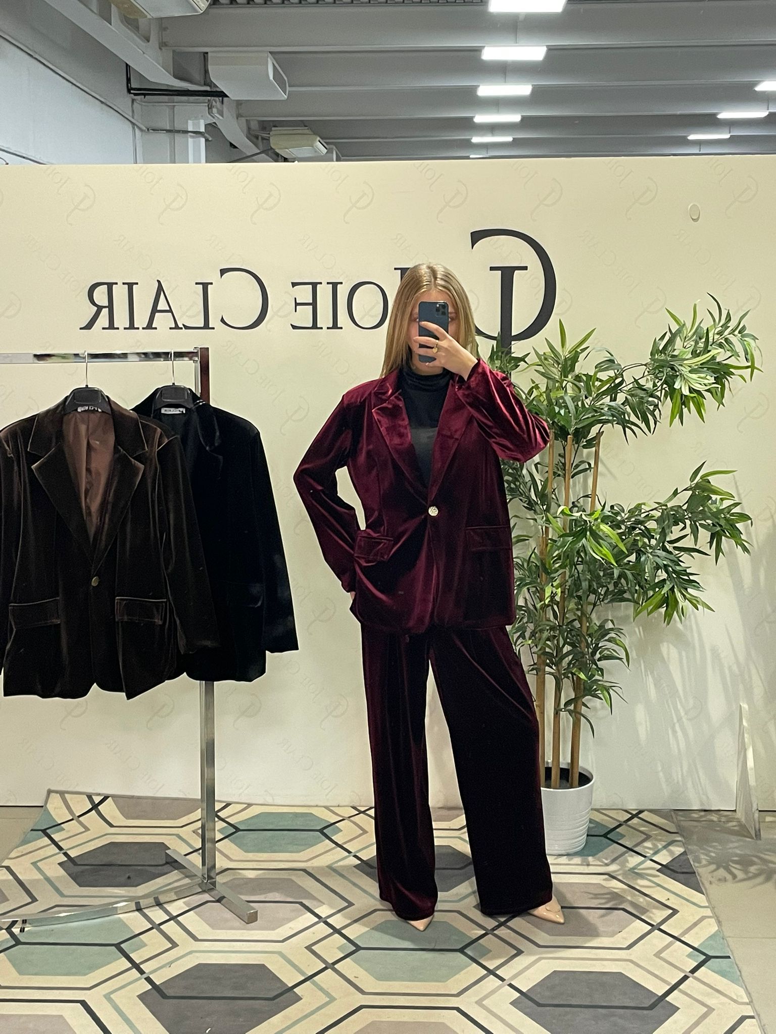 Фото Joie Clair (J-Clair)