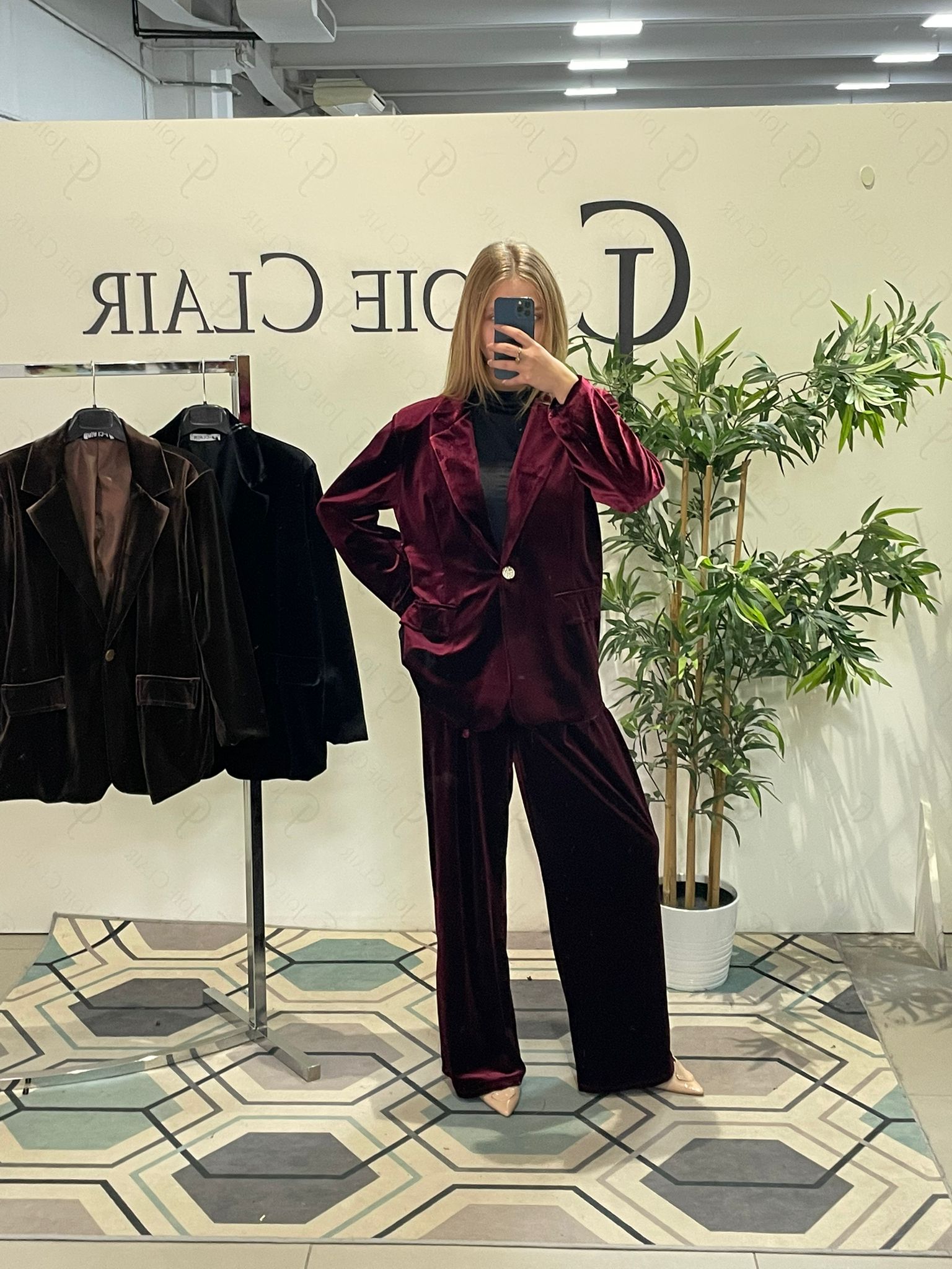 Фото Joie Clair (J-Clair)