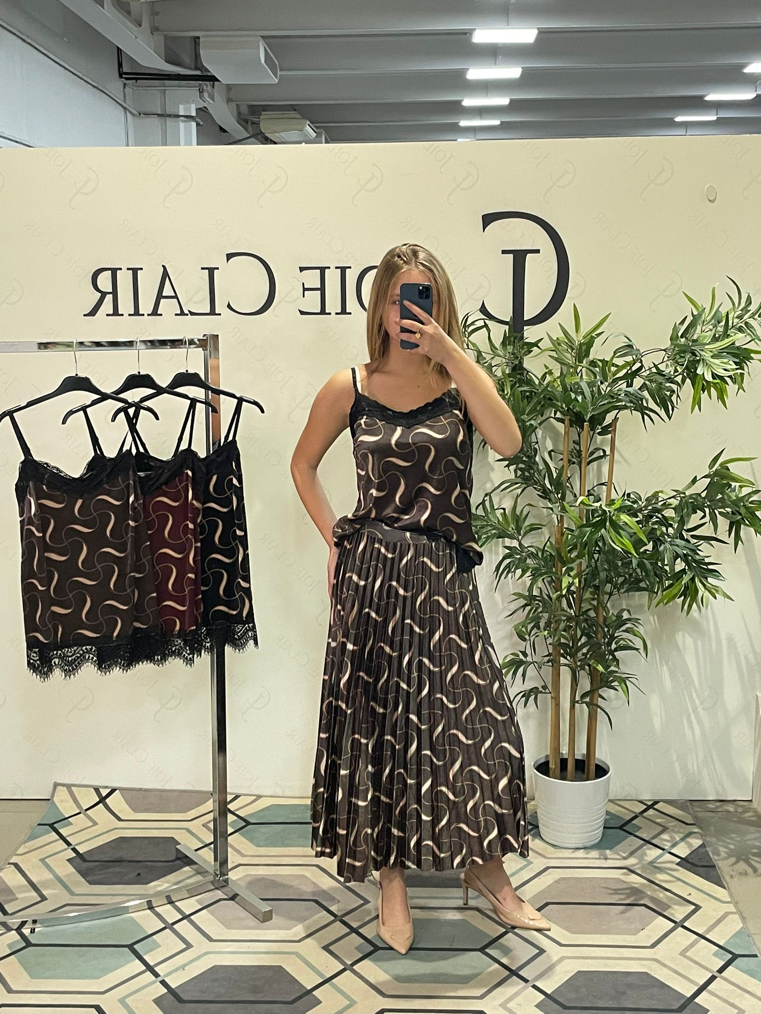 Фото Joie Clair (J-Clair)