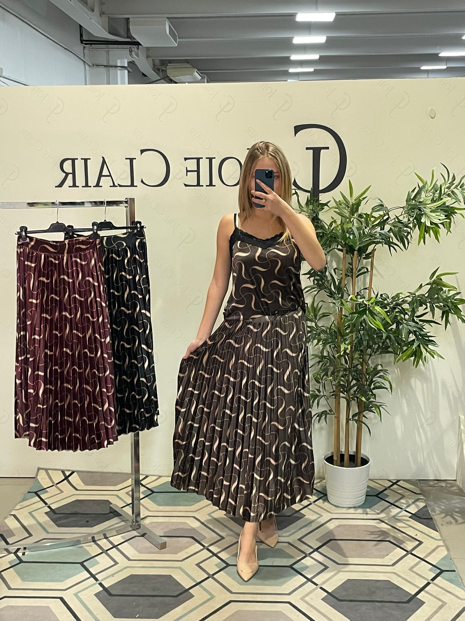 Фото Joie Clair (J-Clair)