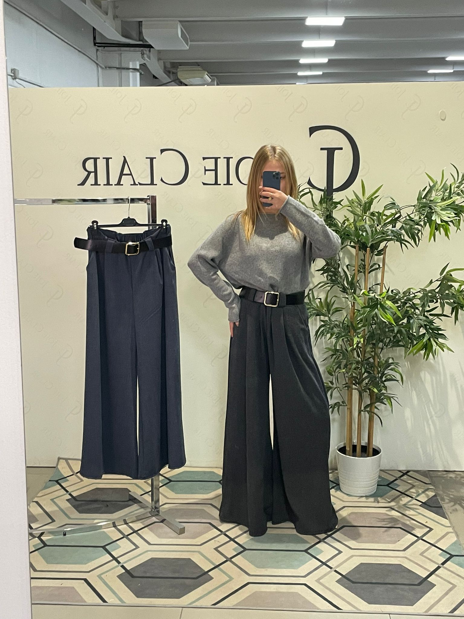 Фото Joie Clair (J-Clair)