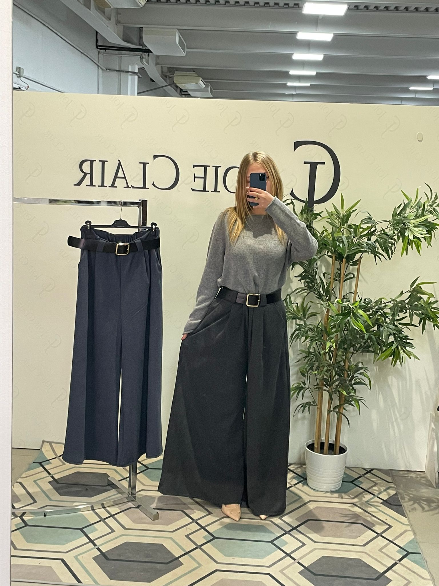 Фото Joie Clair (J-Clair)