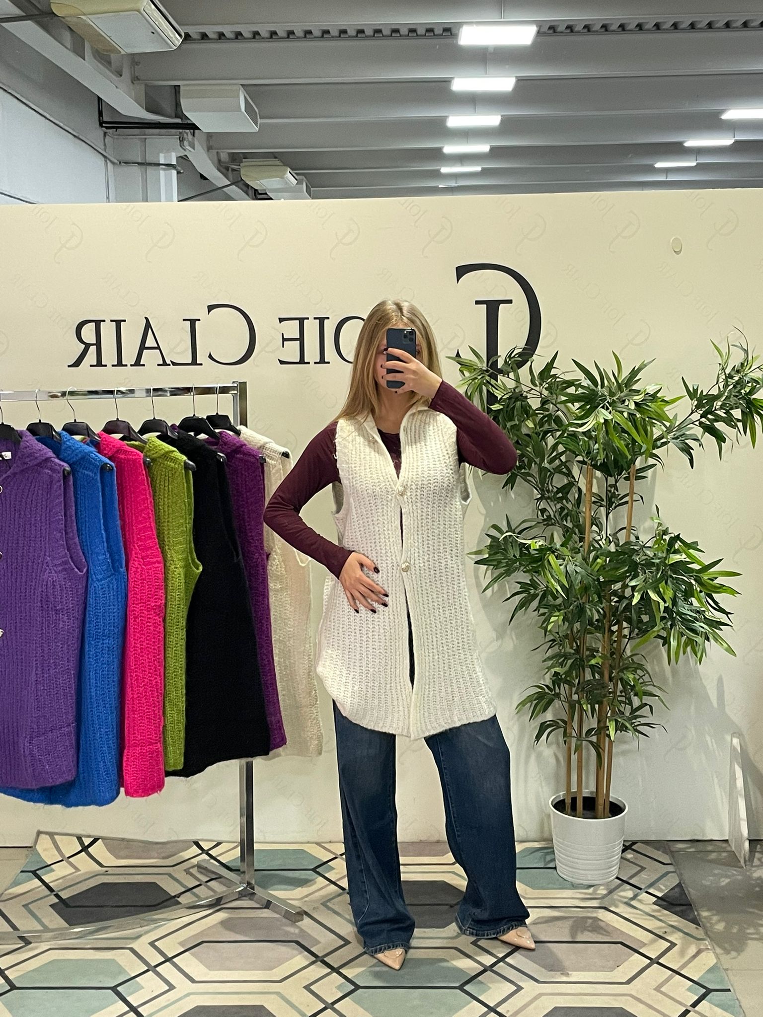 Фото Joie Clair (J-Clair)