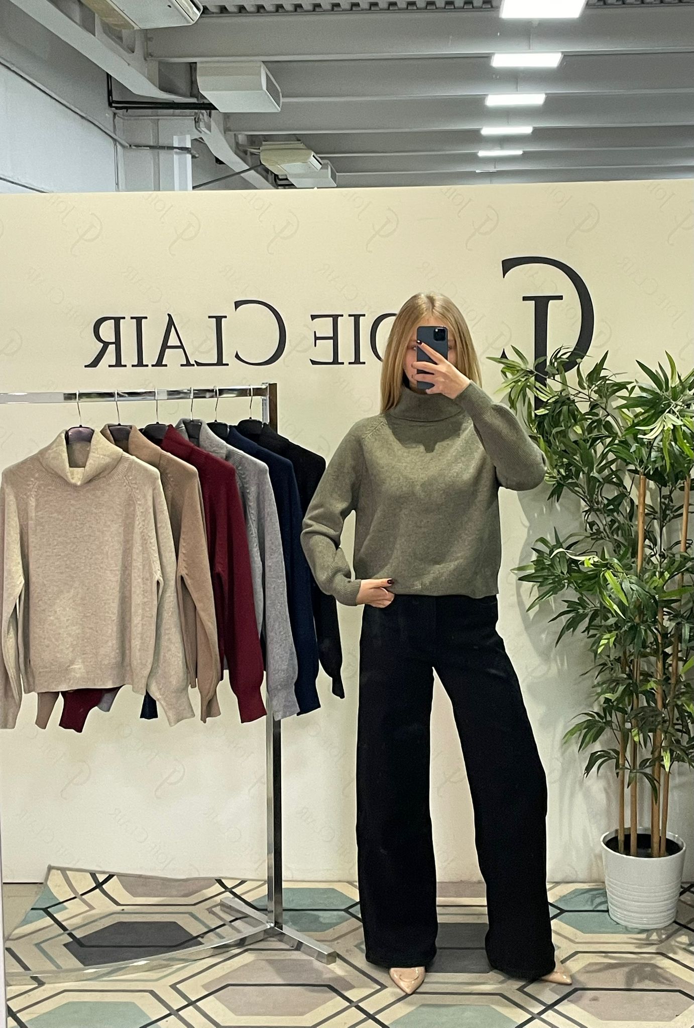 Фото Joie Clair (J-Clair)