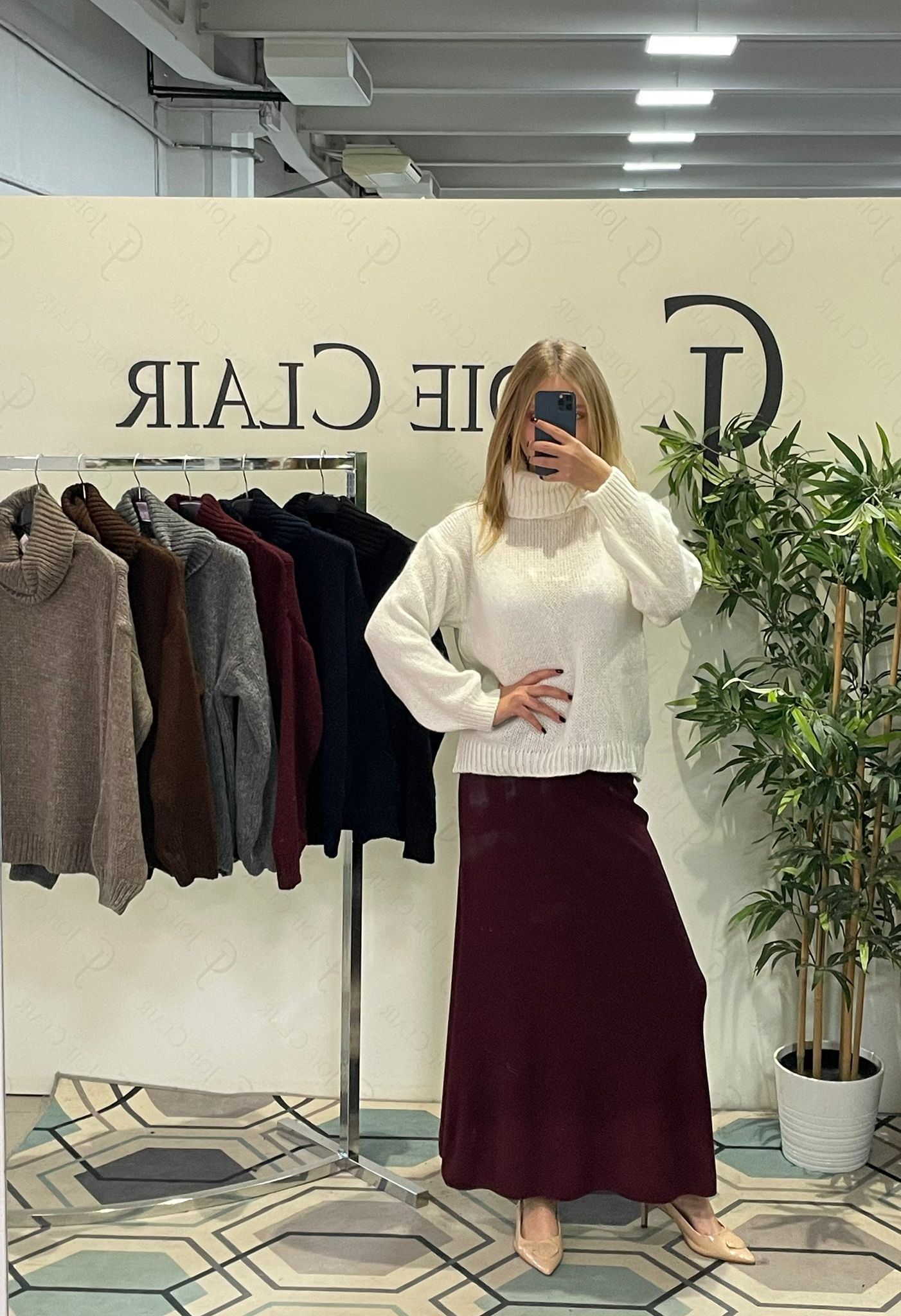 Фото Joie Clair (J-Clair)