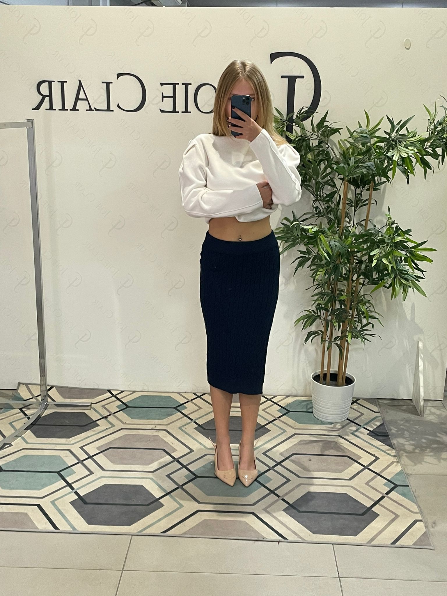 Joie Clair (J-Clair)