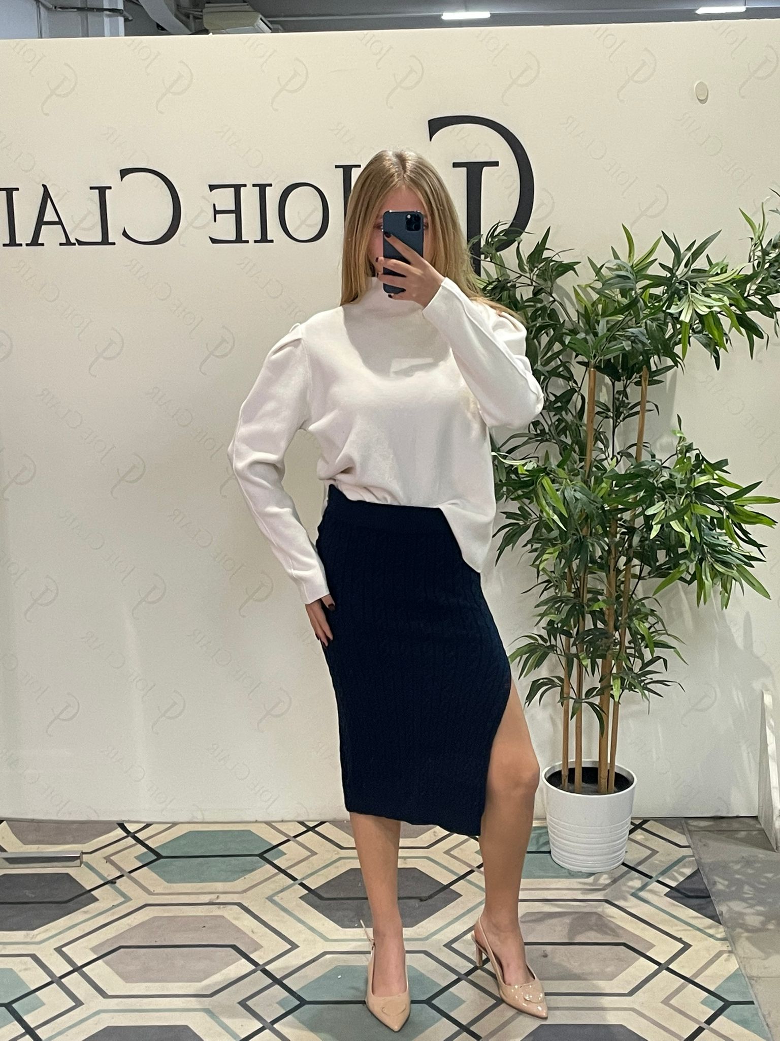 Joie Clair (J-Clair)