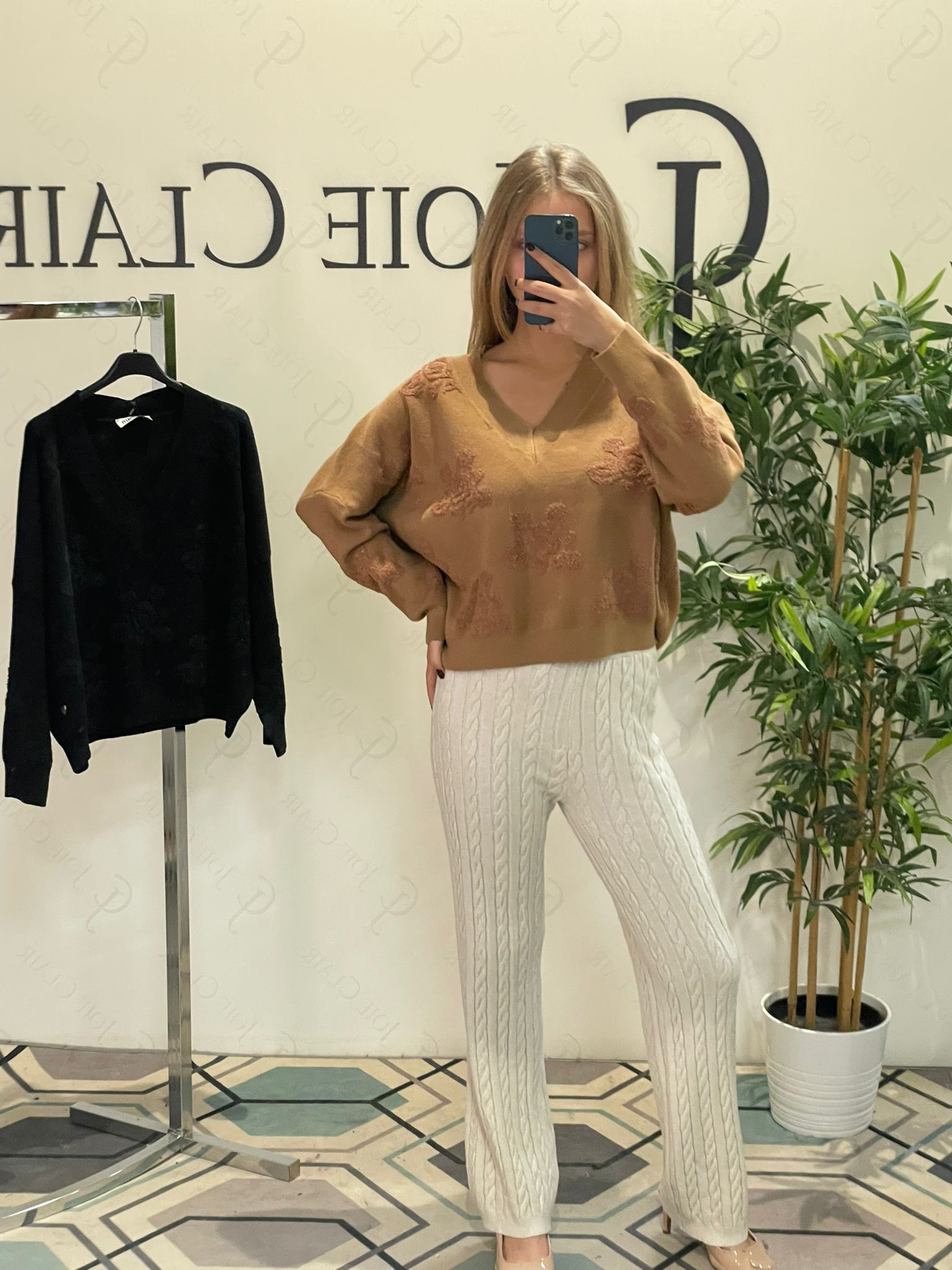 Joie Clair (J-Clair)