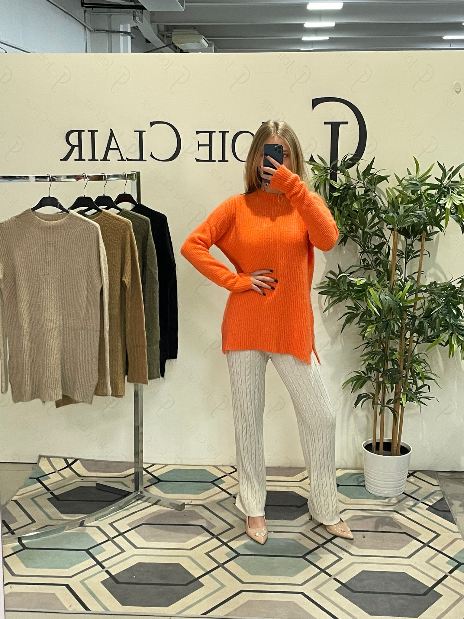 Joie Clair (J-Clair)