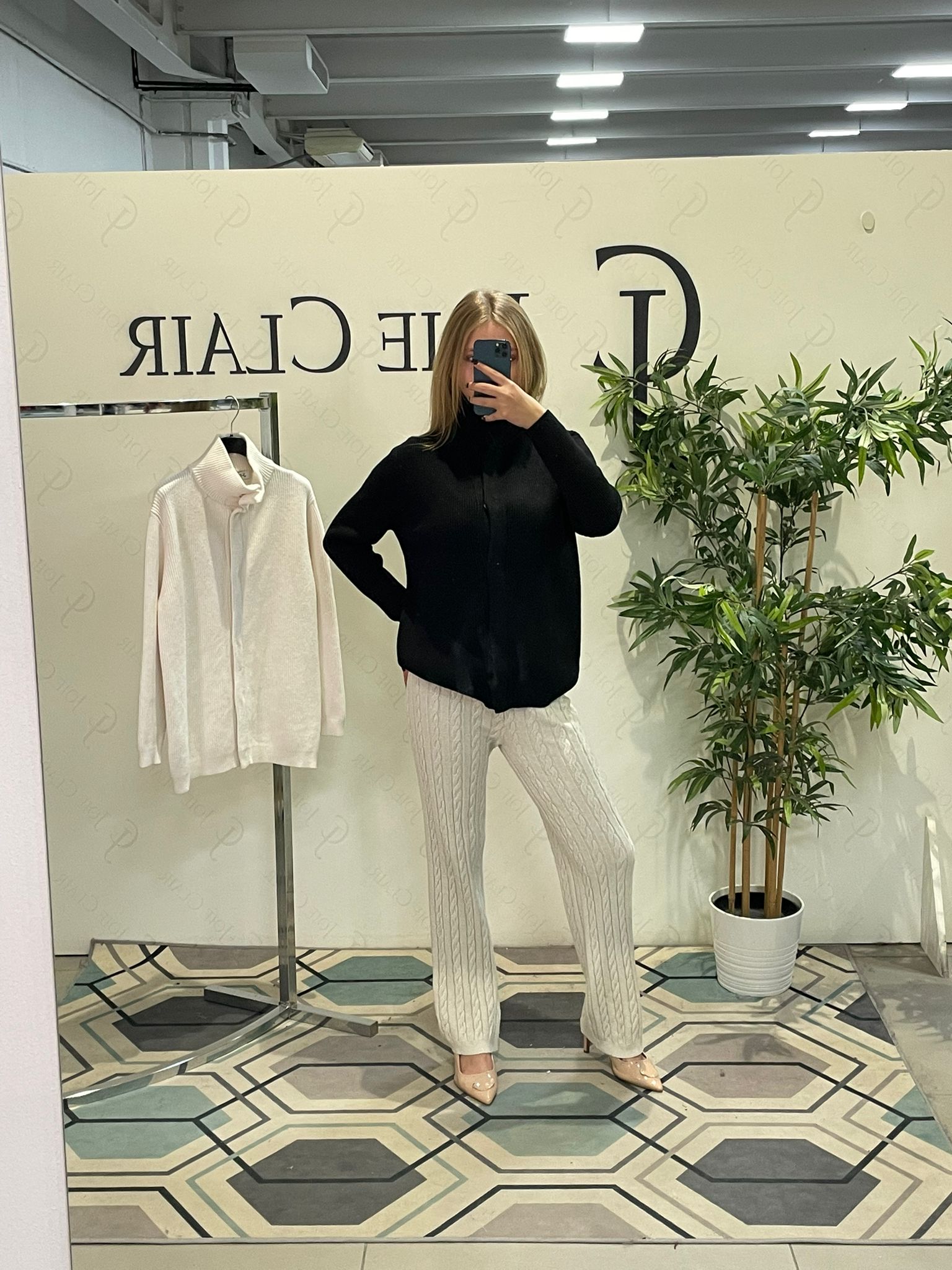 Joie Clair (J-Clair)