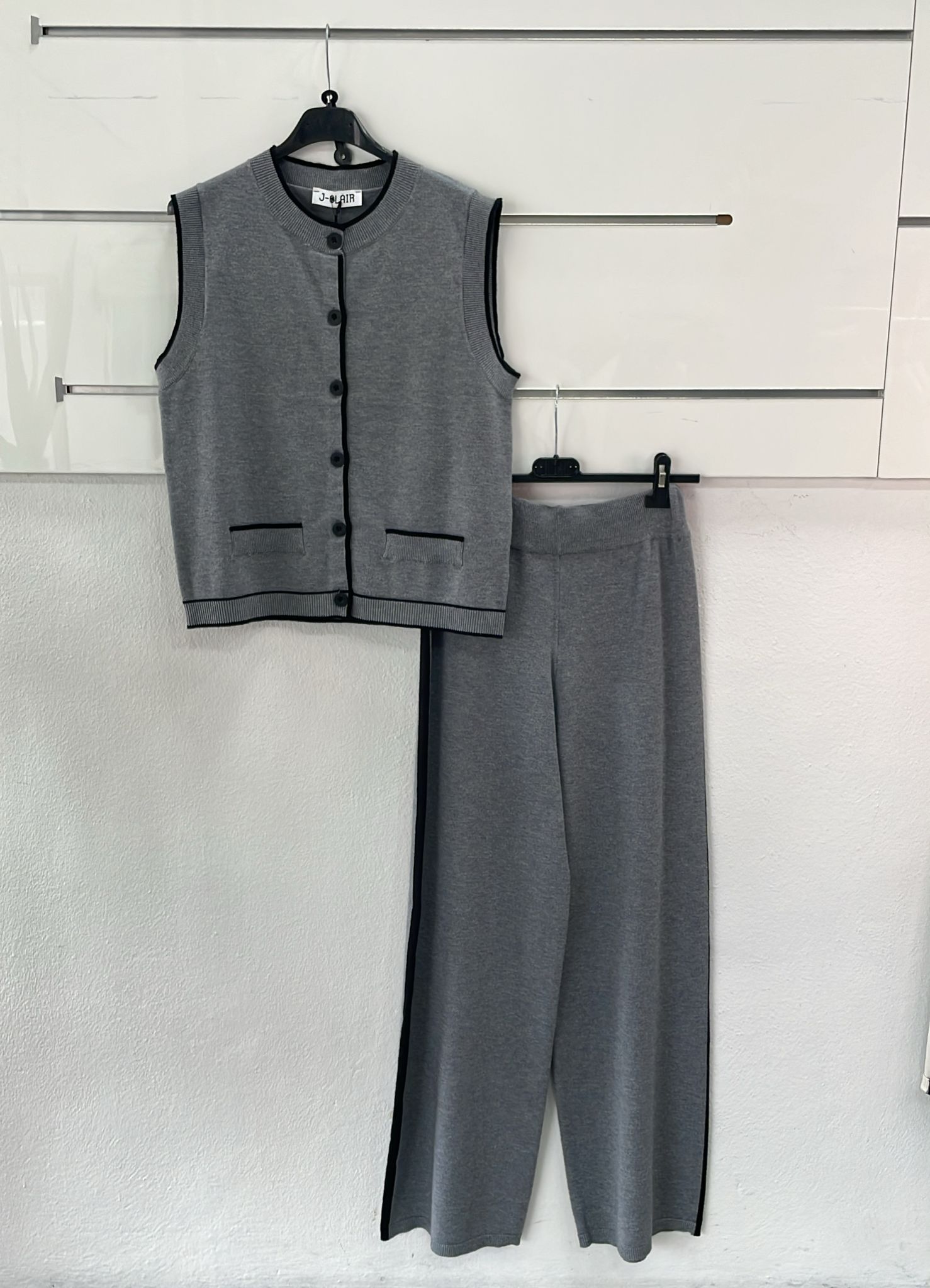 Фото Joie Clair (J-Clair)