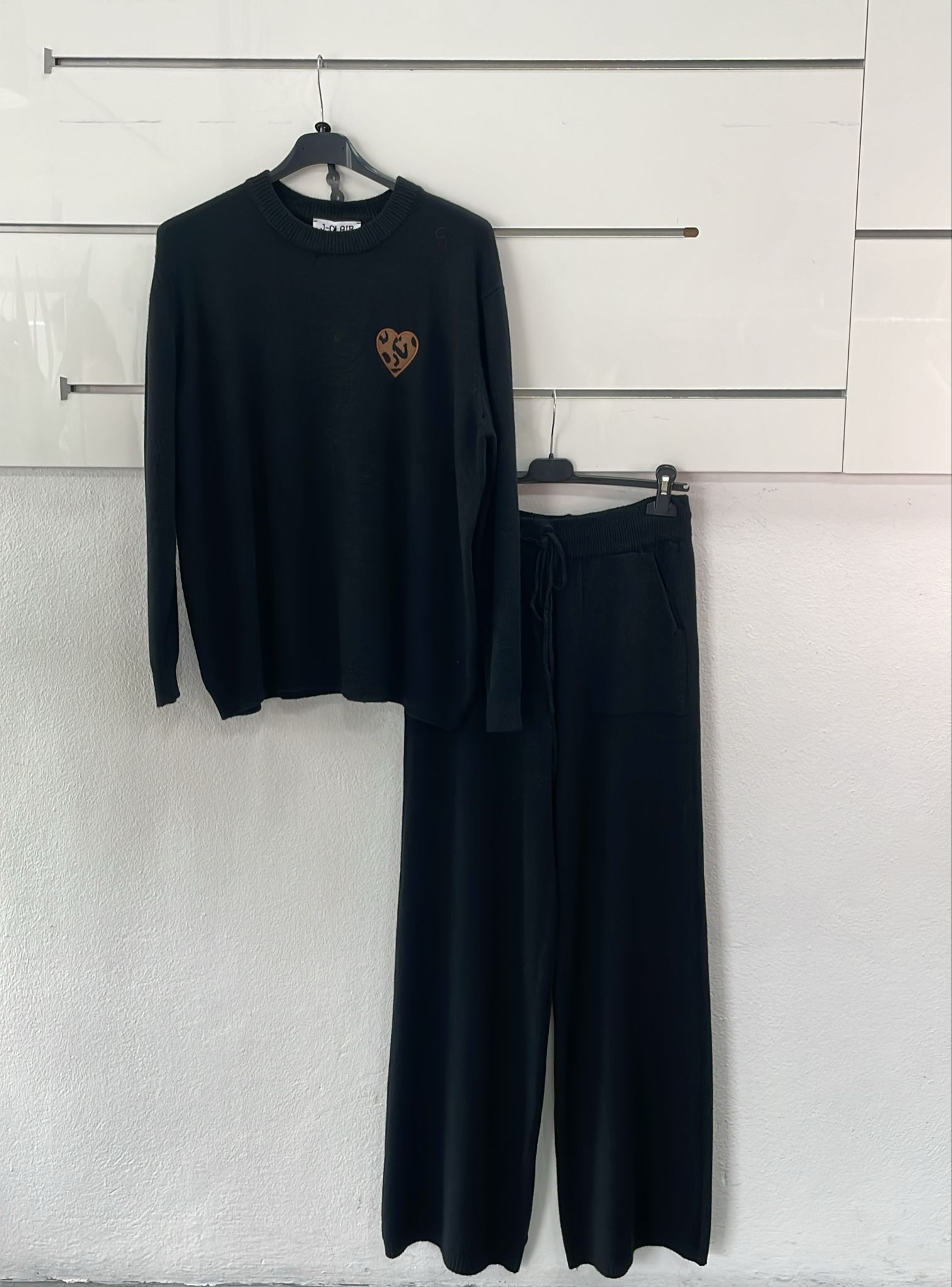 Фото Joie Clair (J-Clair)